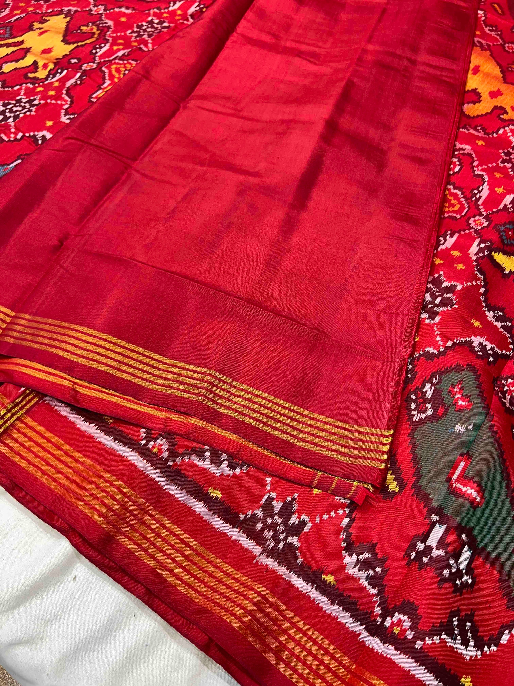 Handwoven Patola Silk Saree Chaabadi With 4 Motif