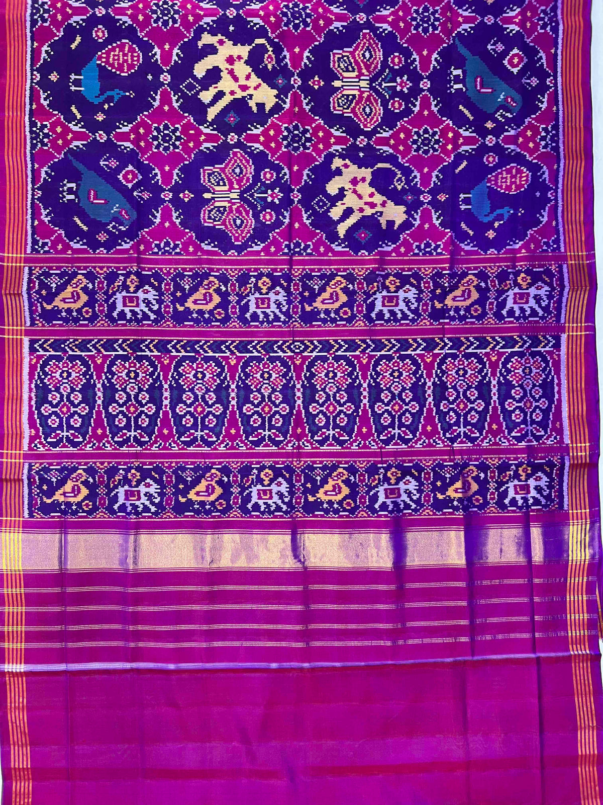 Purple And Pink Big Chabdi Design Hand Woven Rajkot Ikat Patola Silk Saree