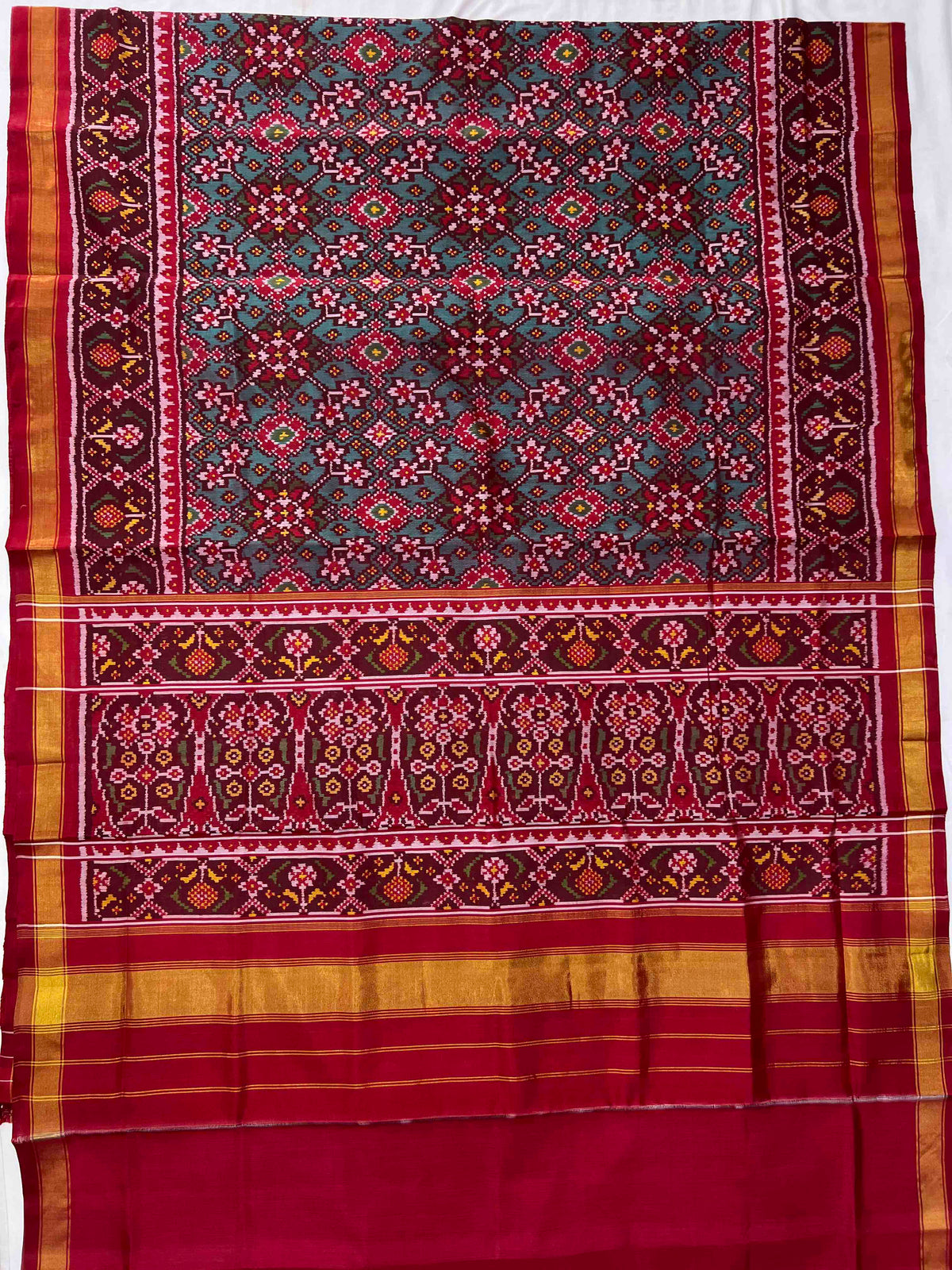 Sea Green With Red Navratan Design Hand Woven Rajkot Patola Silk Saree