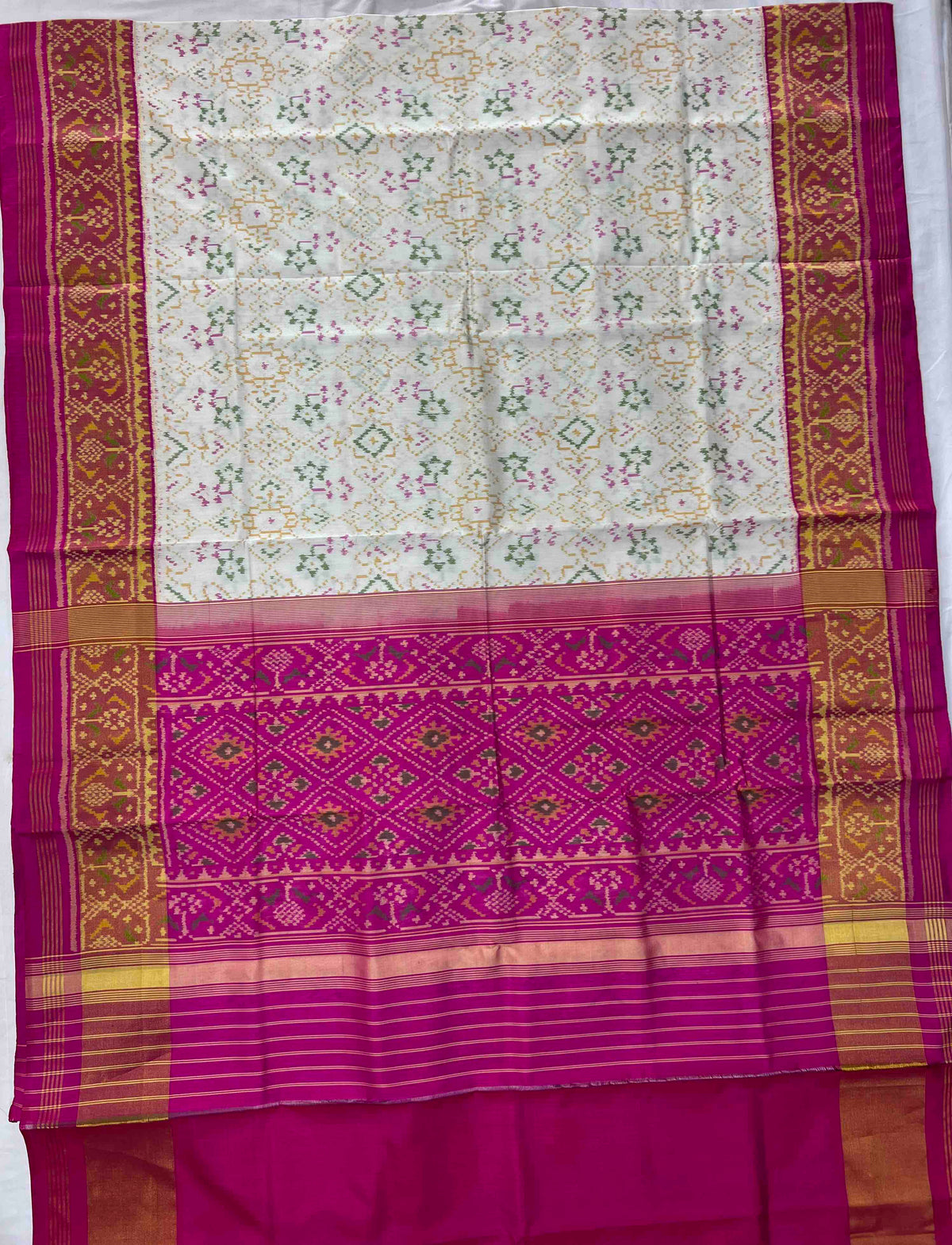 Pink And White Navratan Mix Design Hand Woven Rajkot Patola Silk Saree