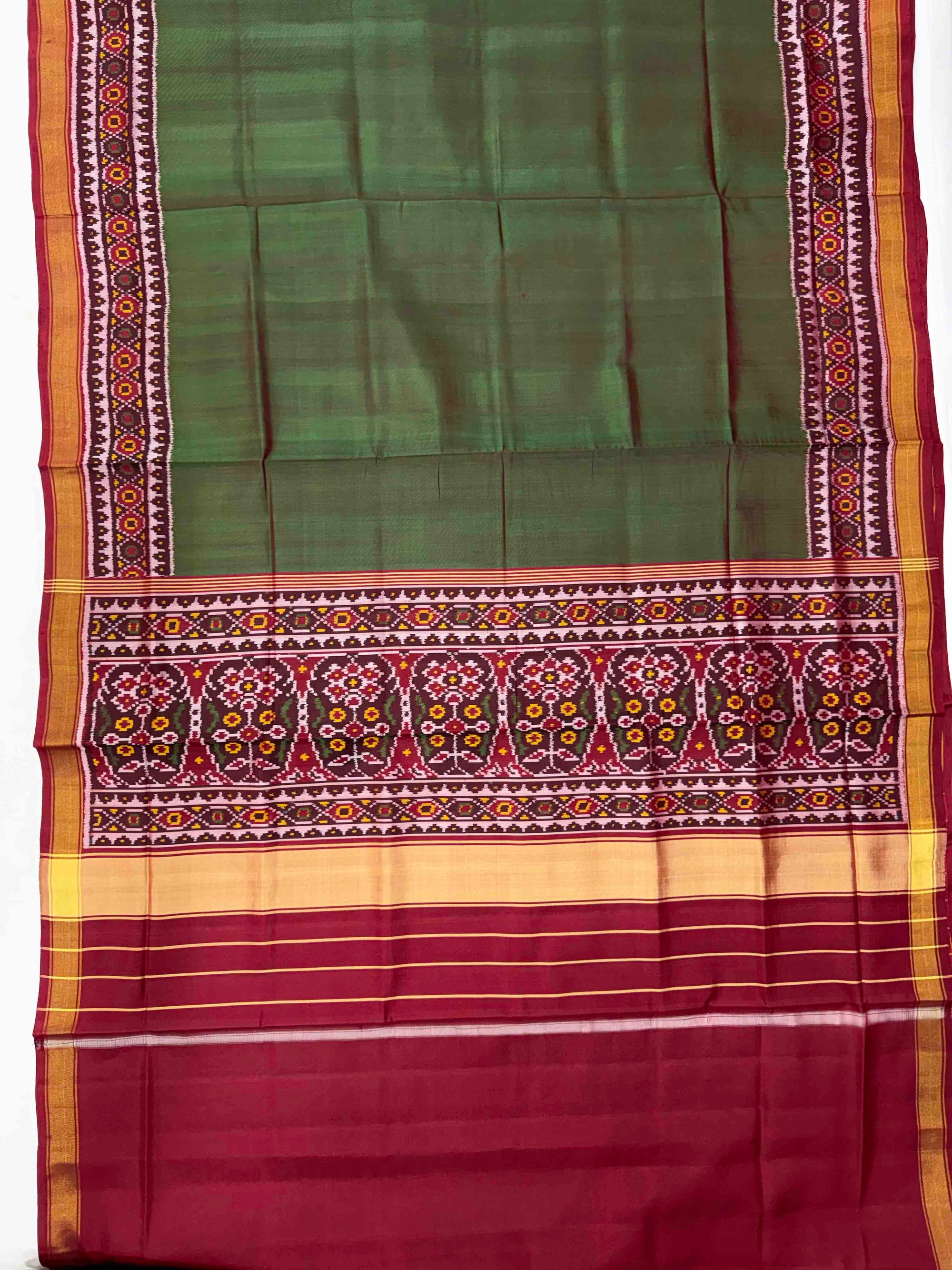 Plain Green With Maroon Hand Woven Rajkot Patola Silk Saree