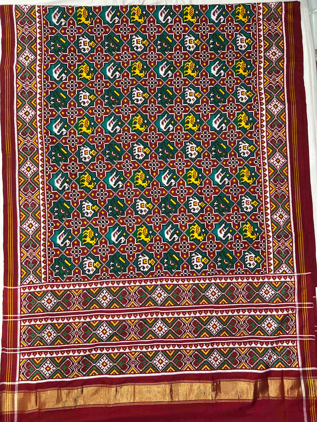 Sea Green With Red Star Motifs Design Pure Hand Woven Double Ikat Patola Silk Saree