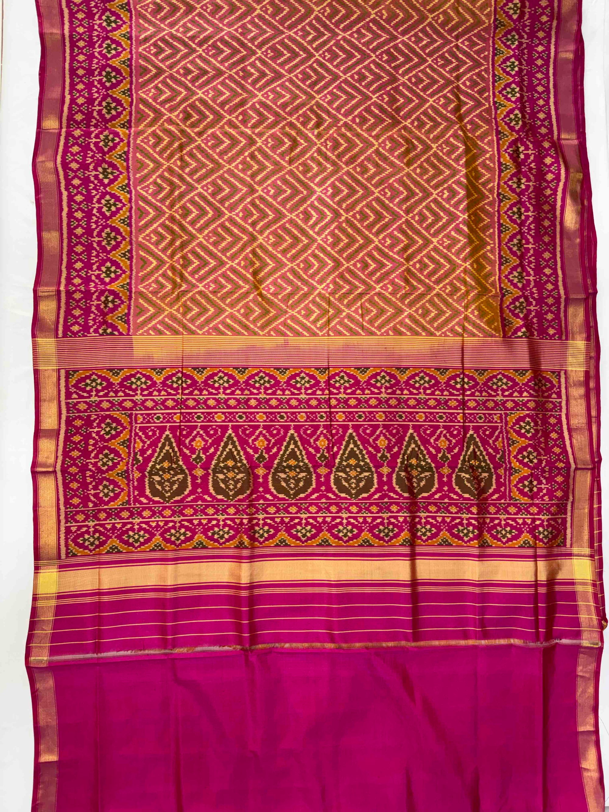 Piach & Pink Fancy Hand Woven Rajkot Patola Silk Saree