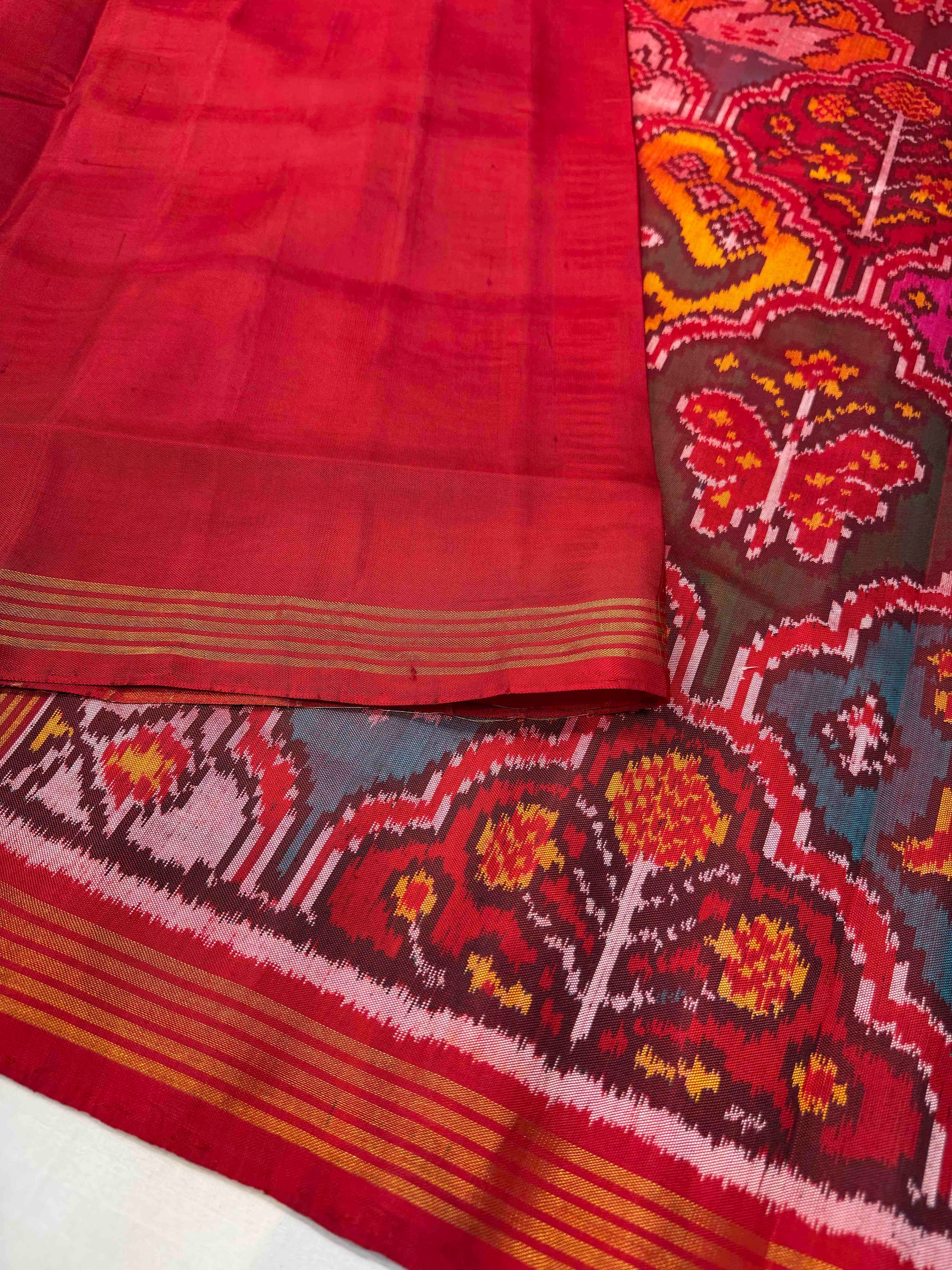 Multi Color Big Motifs Design Hand Woven Ikat Patola Silk Saree