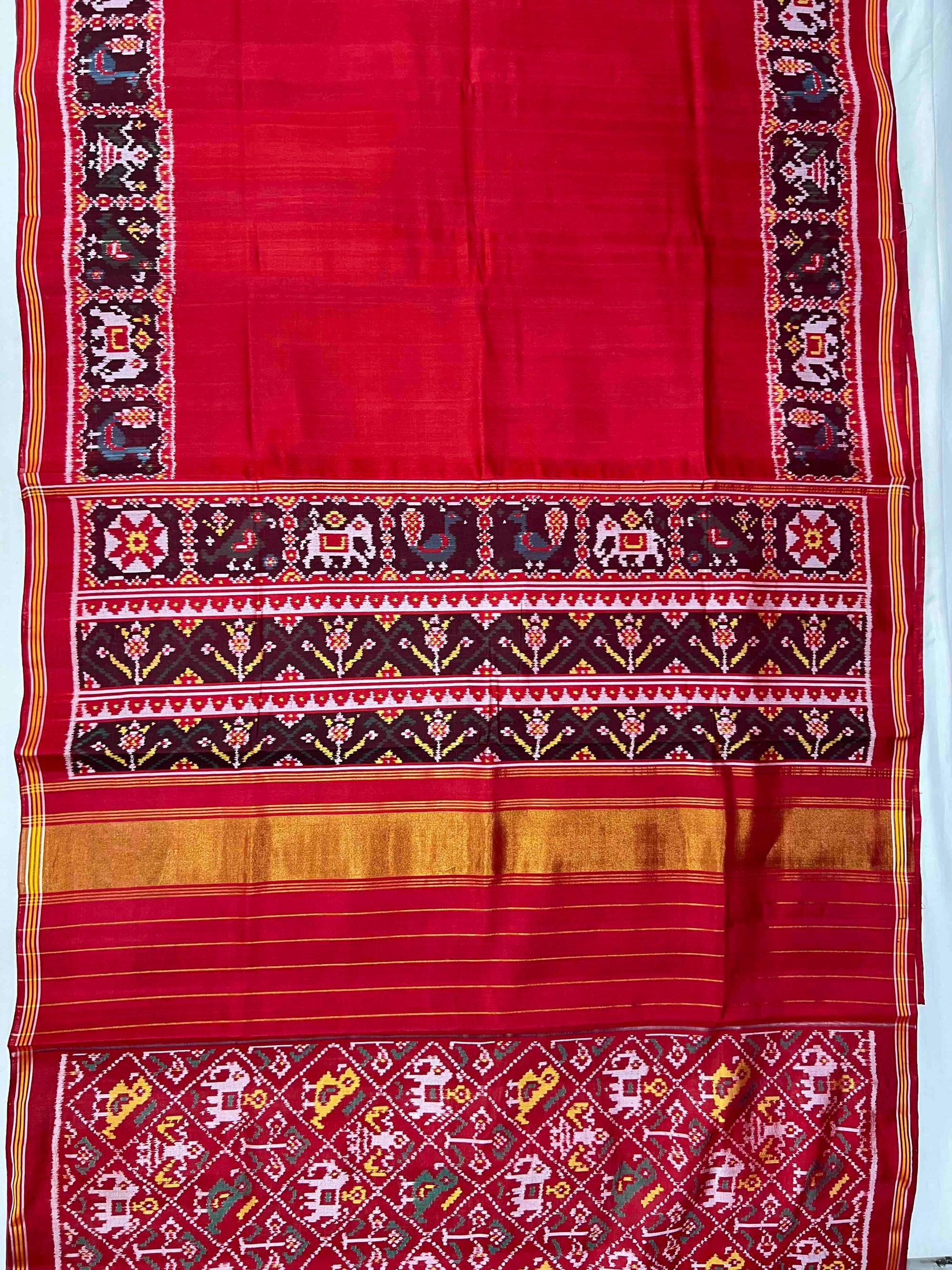 Plain Red With Maroon Hand Woven Rajkot Ikat Patola Silk Saree