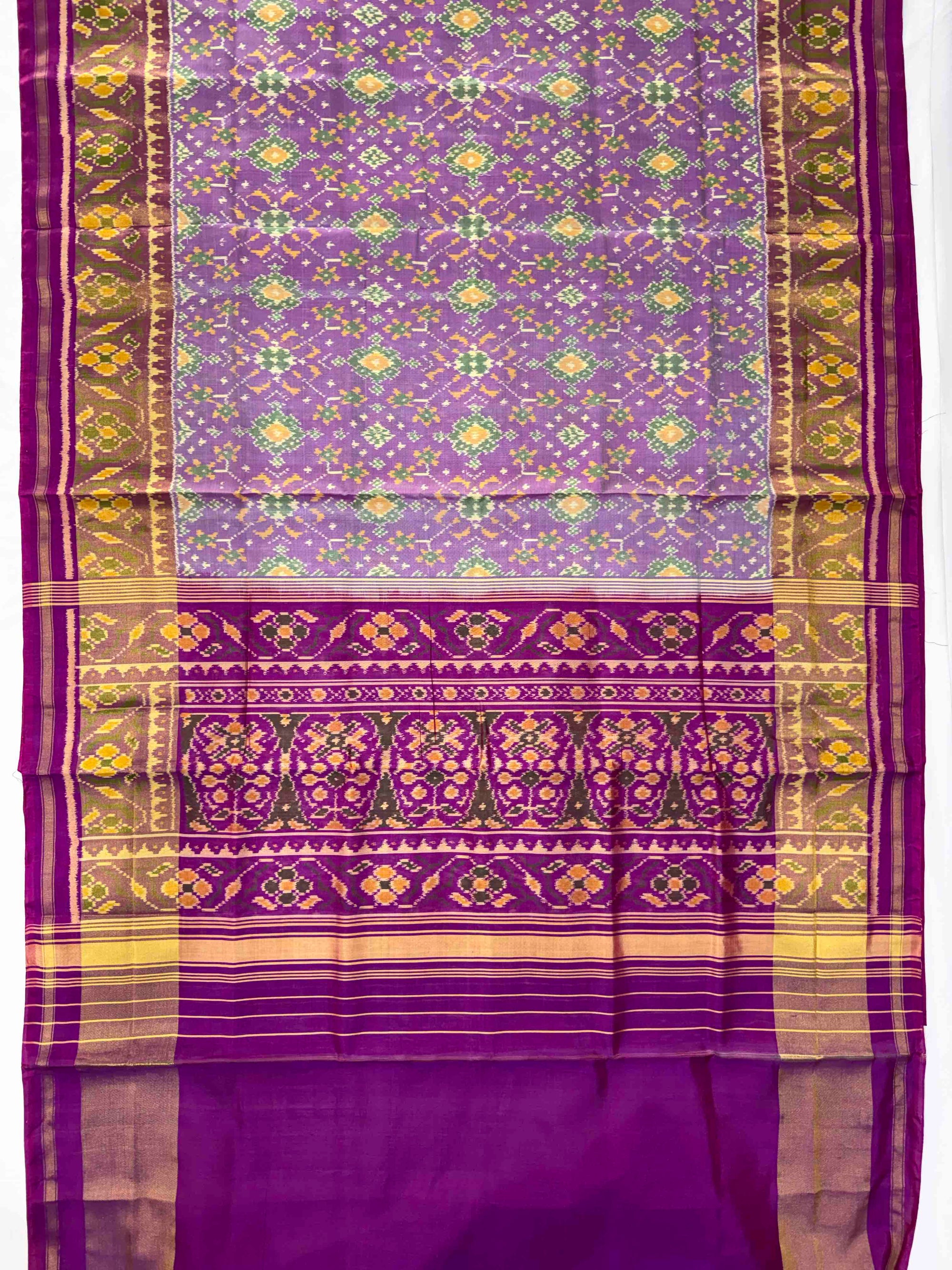 Light Purple & Purple Navratan Hand Woven Rajkot Patola Silk Saree