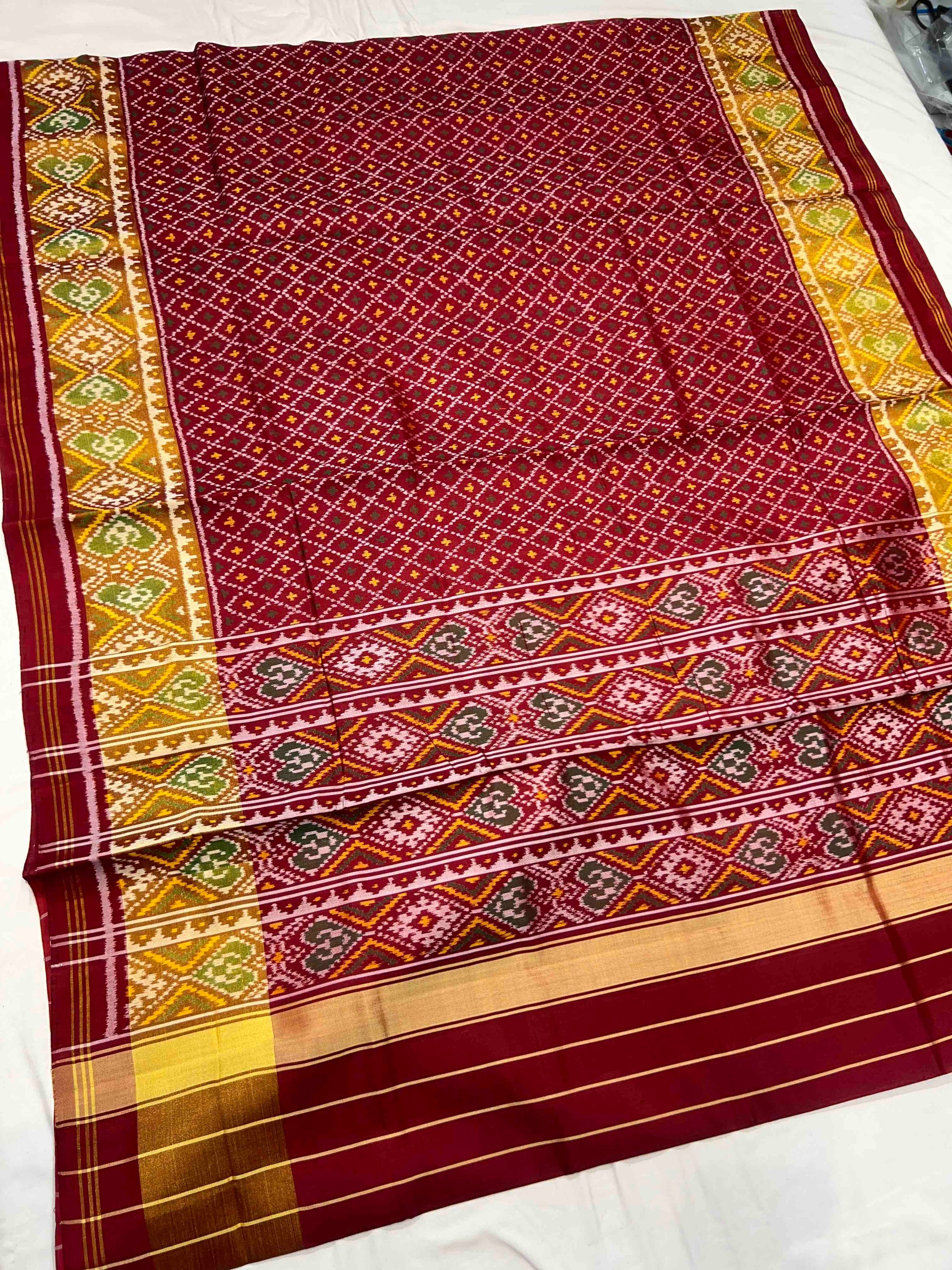 Full Red Daliya Bhat Design Hand Woven Rajkot Patola Silk Saree