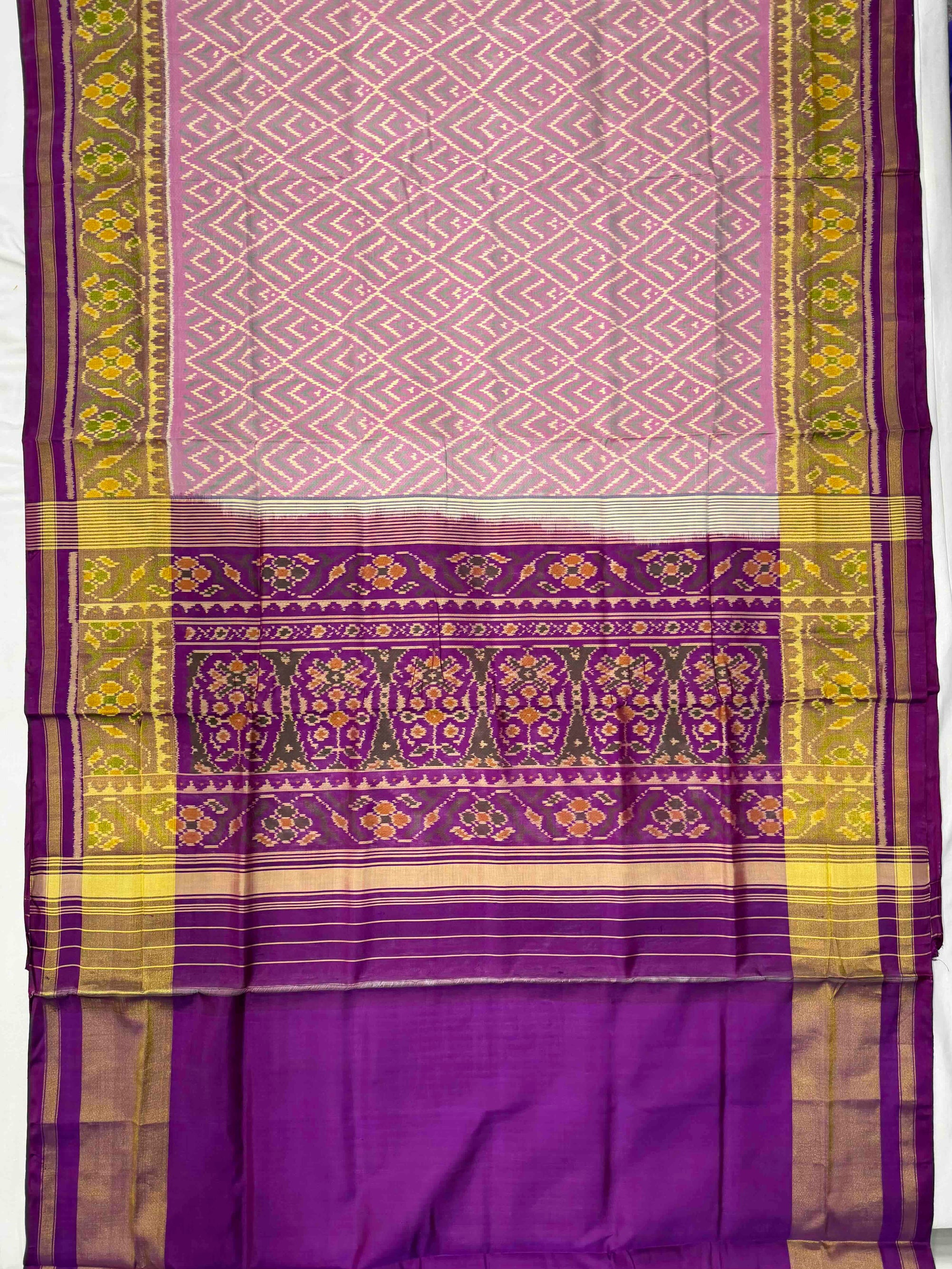 Light Pink With Purple Hand Woven Rajkot Patola Silk Saree