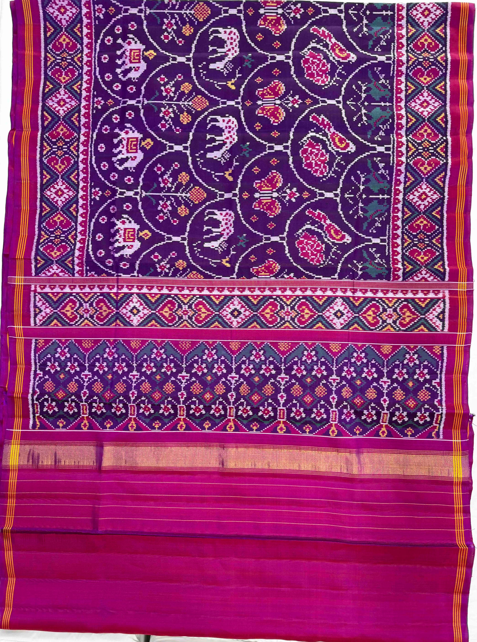 Full Magenta Big Motifs Hand Woven Rajkot Ikat Patola Silk Saree