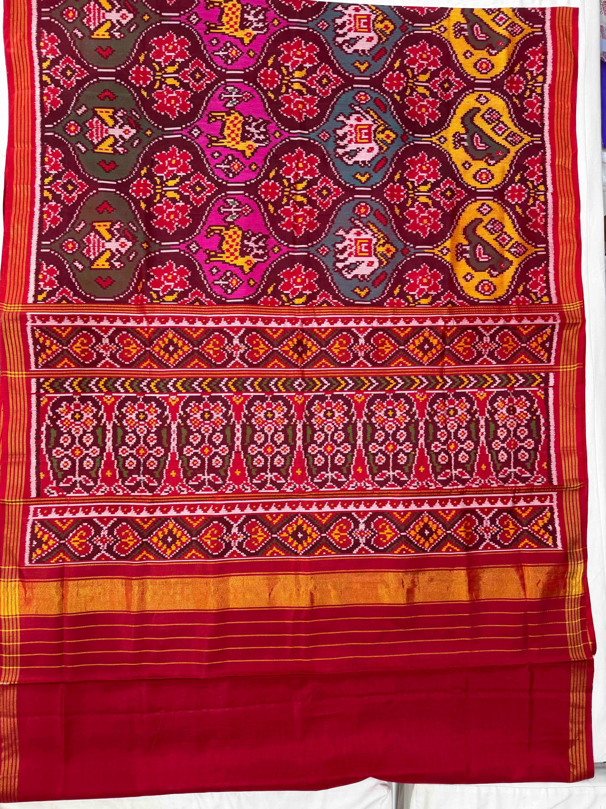 Multi Round Big Motifs Design Hand Woven Rajkot Ikat Patola Silk Saree