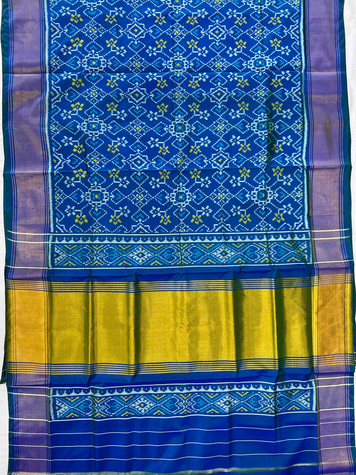 Full Blue ManeckChok Design Hand Woven Rajkot Patola Silk Saree