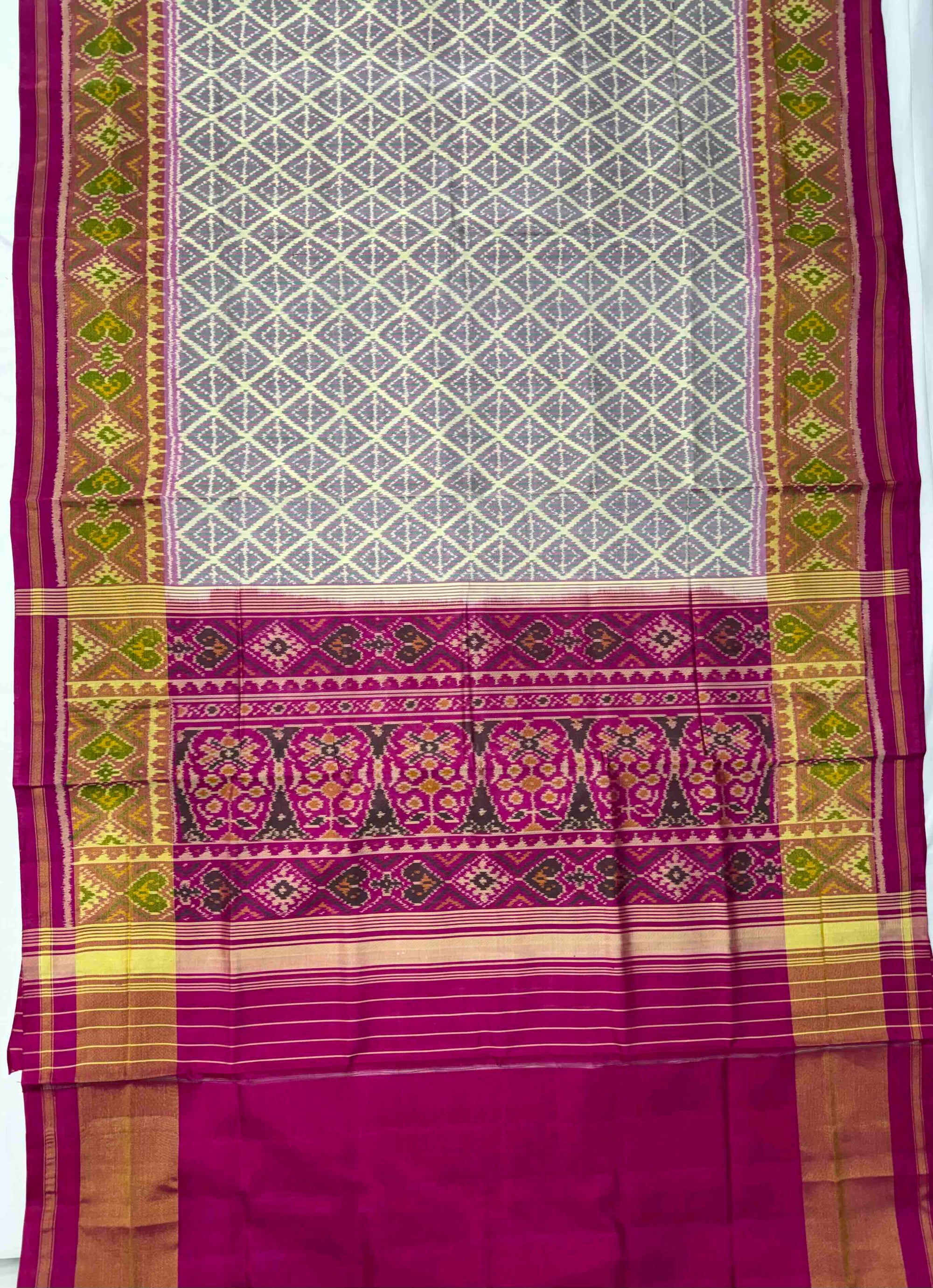 Light Pink With Pink Hand Woven Rajkot Patola Silk Saree