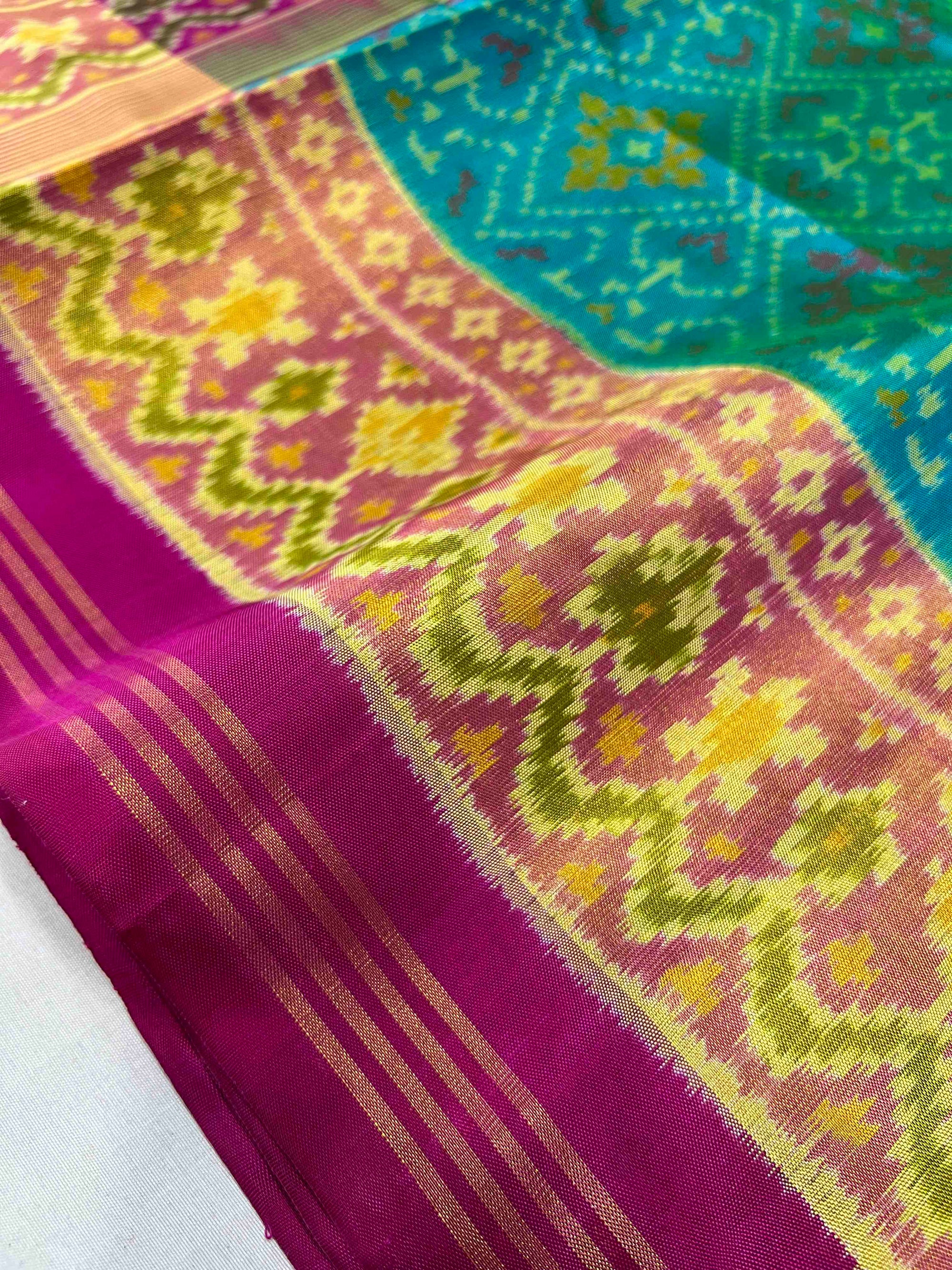 Pan-Chanda Traditional Design Handwoven Patola Silk Saree