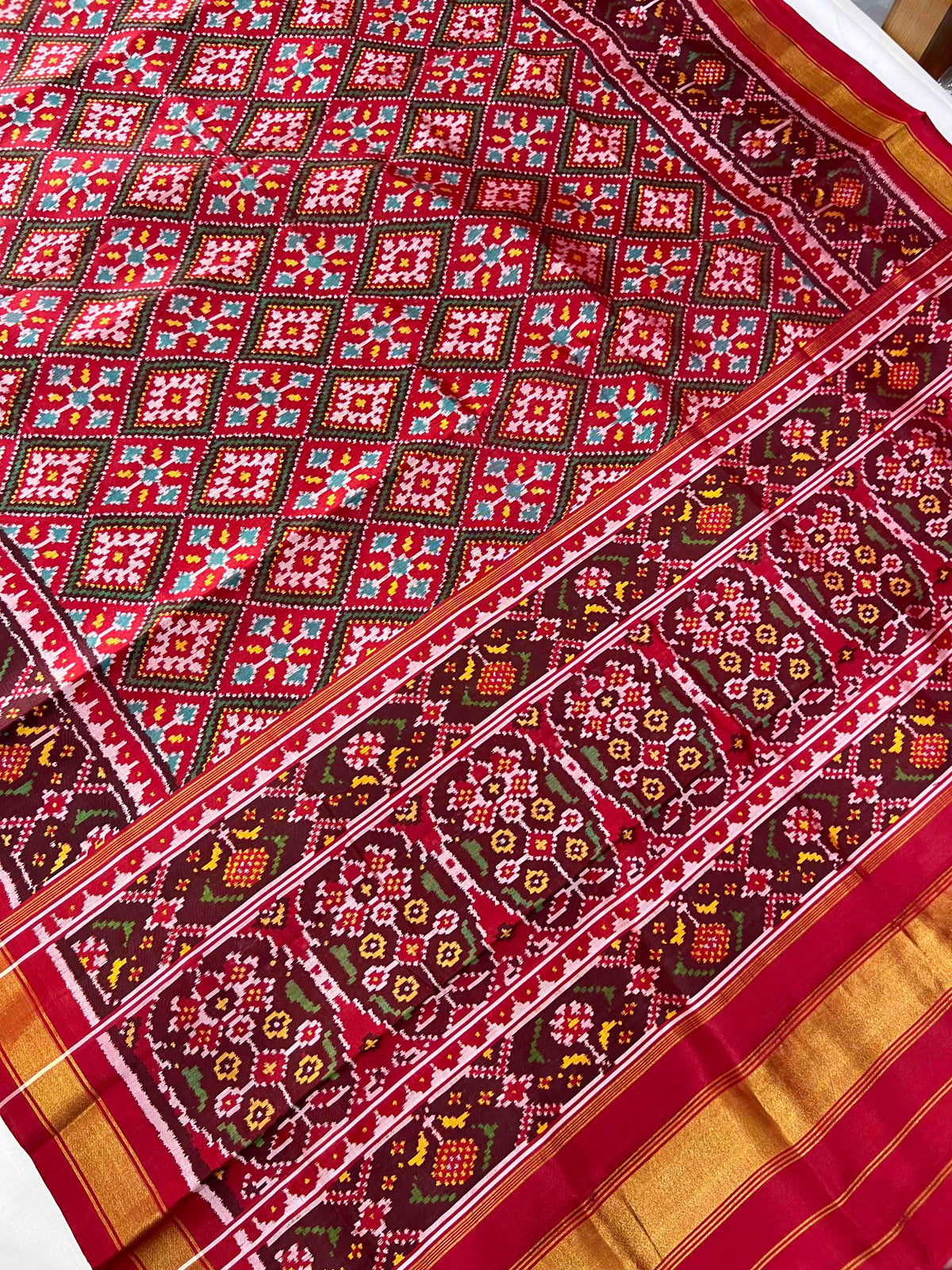 Red And Maroon Paanchanda Hand Woven Rajkot Patola Silk Saree