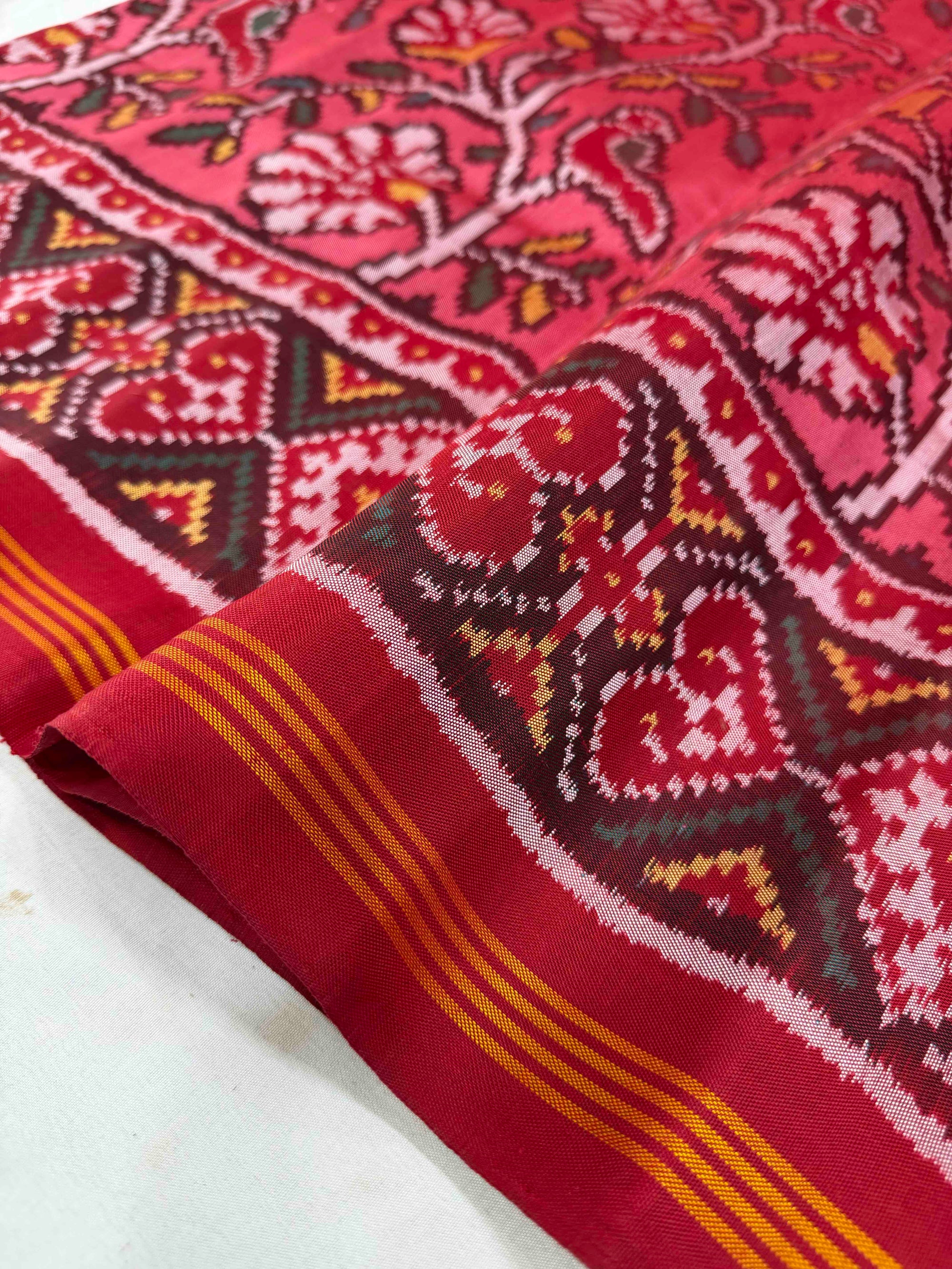 Baby Pink With Red Flower Design Hand Woven Rajkot Ikat Patola Silk Saree