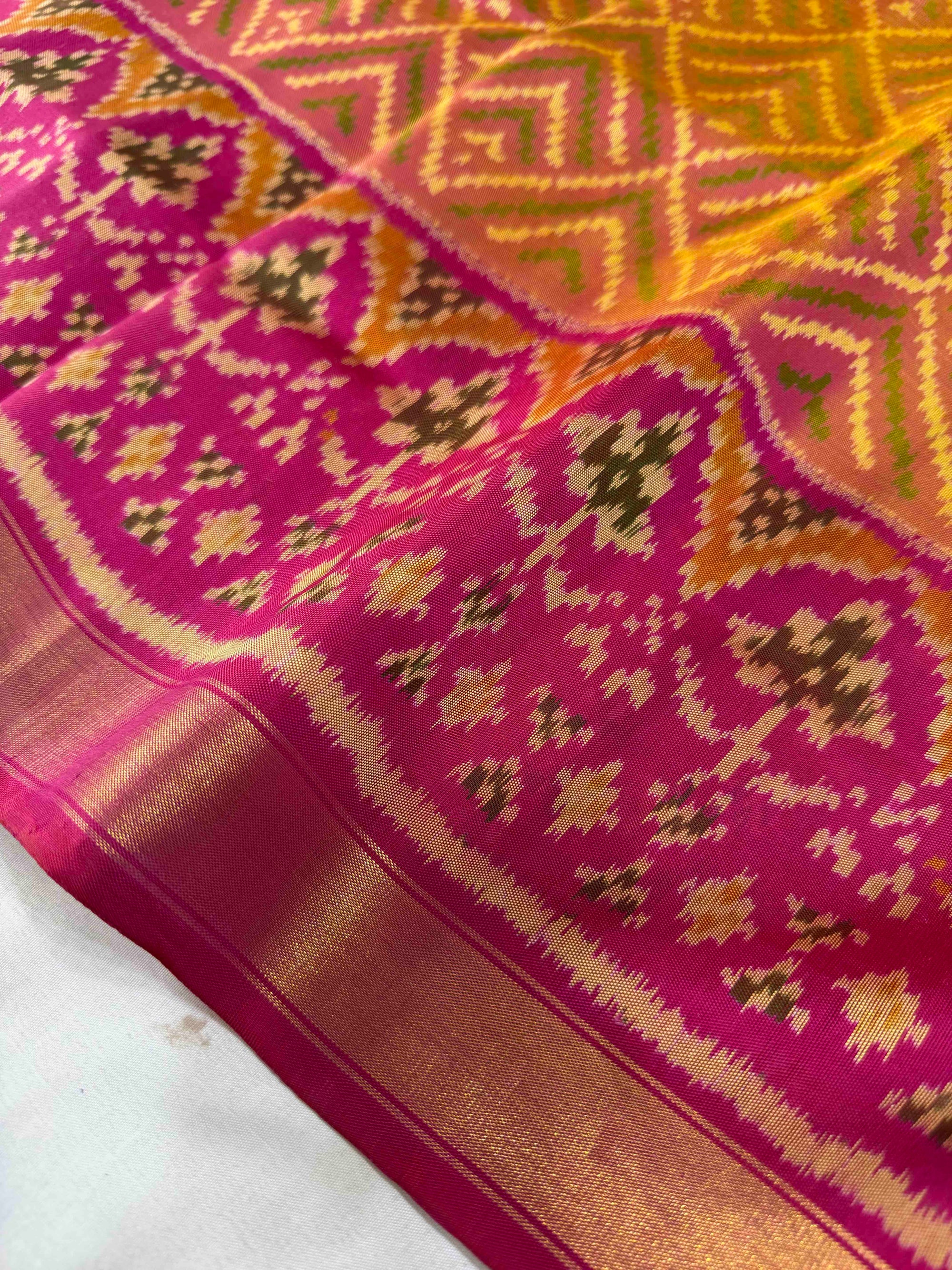 Piach & Pink Fancy Hand Woven Rajkot Patola Silk Saree