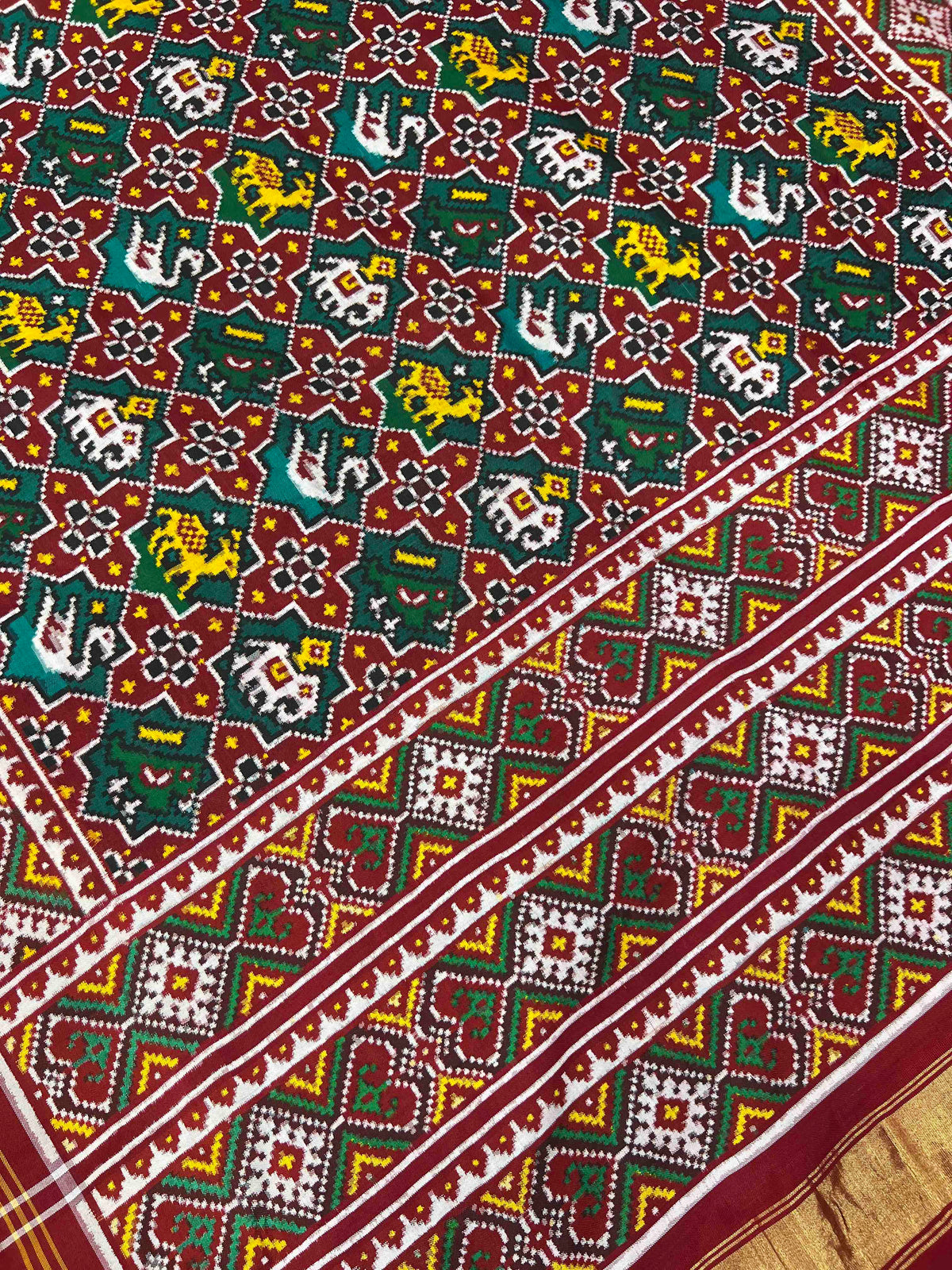 Sea Green With Red Star Motifs Design Pure Hand Woven Double Ikat Patola Silk Saree