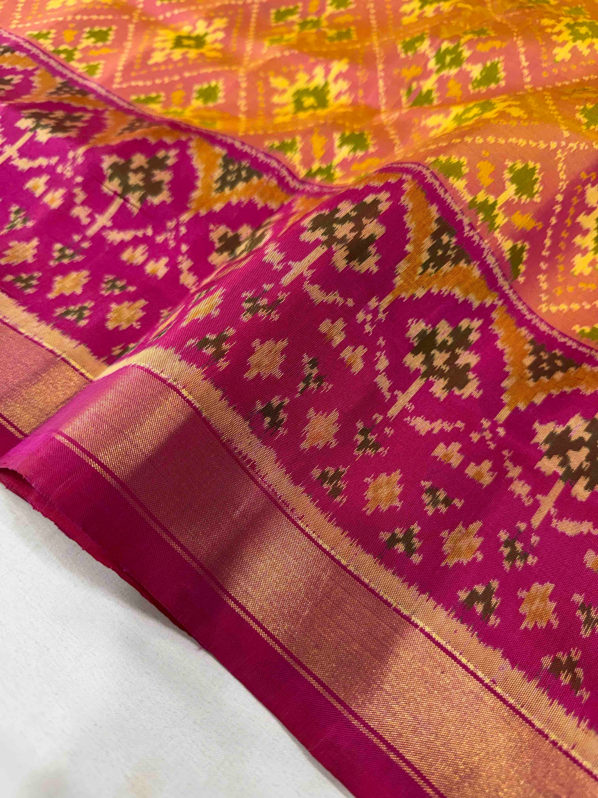 Pieach With Pink Paanchanda Design Hand Woven Rajkot Patola Silk Saree