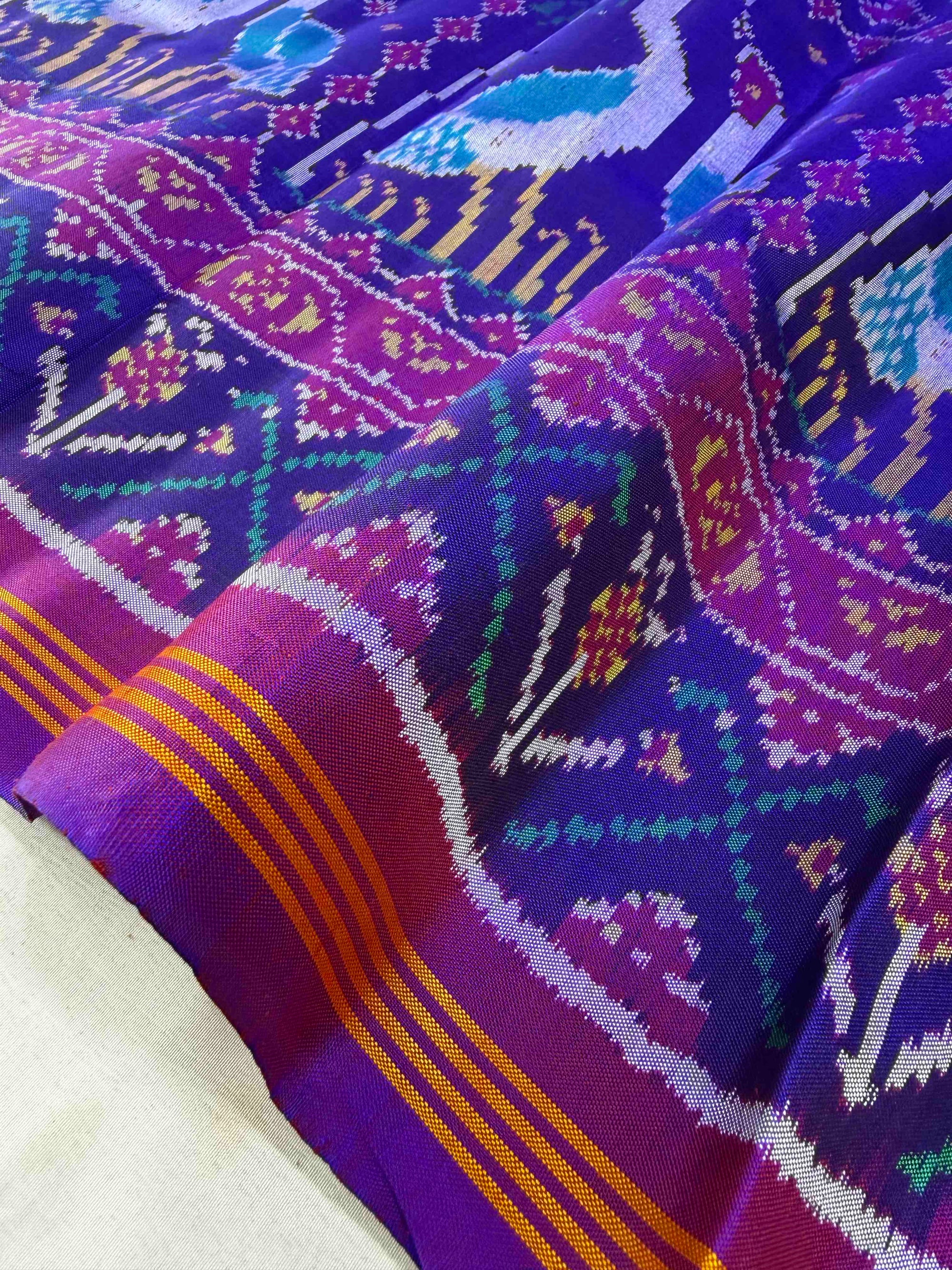 Magenta Big Motifs Design Hand Woven Rajkot Ikat Patola Silk Saree
