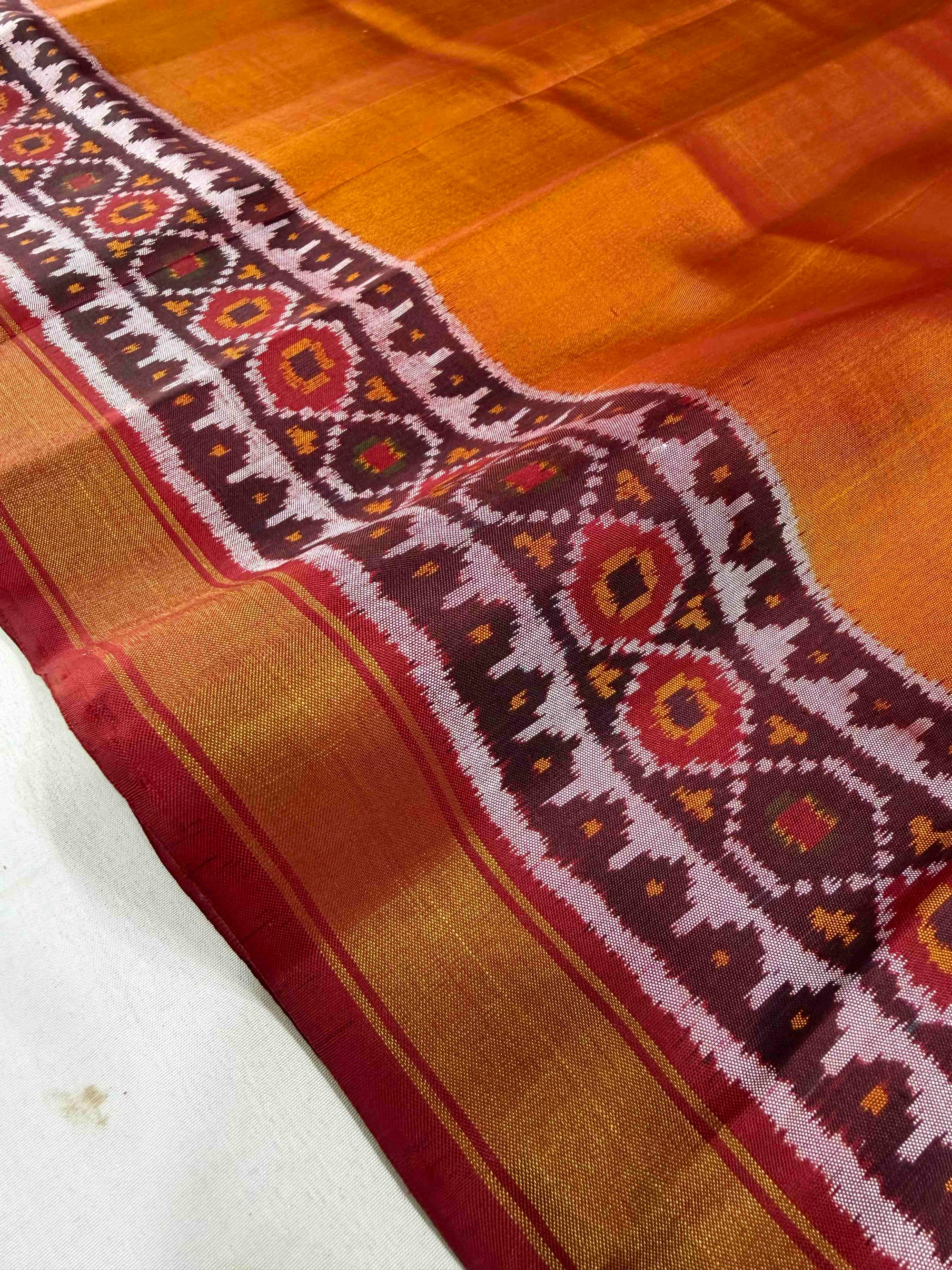 Plain Yellow With Maroon Hand Woven Rajkot Patola Silk Saree
