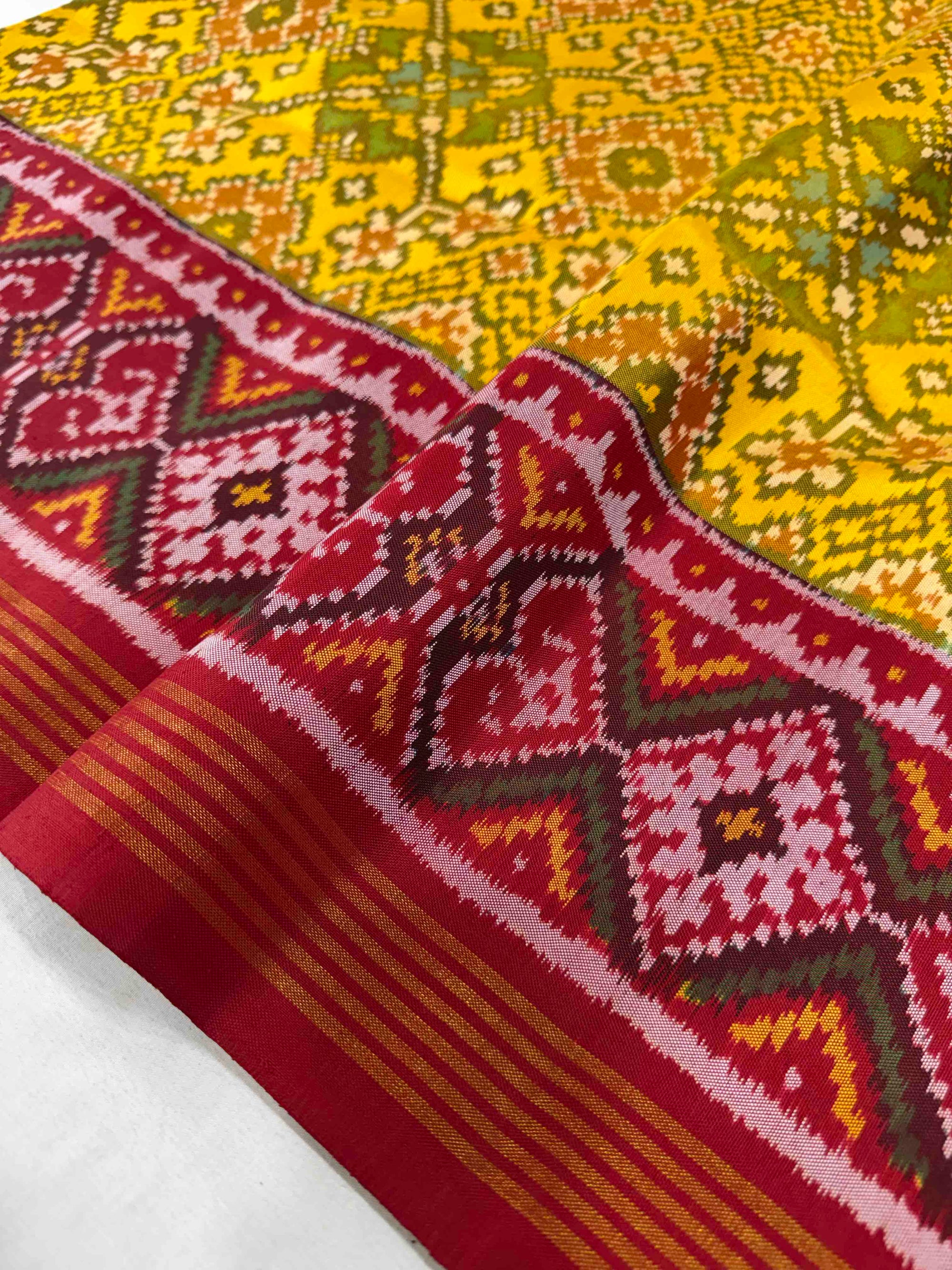 Yellow Ganga Jamuna Hand Woven Rajkot Ikat Patola Silk Saree