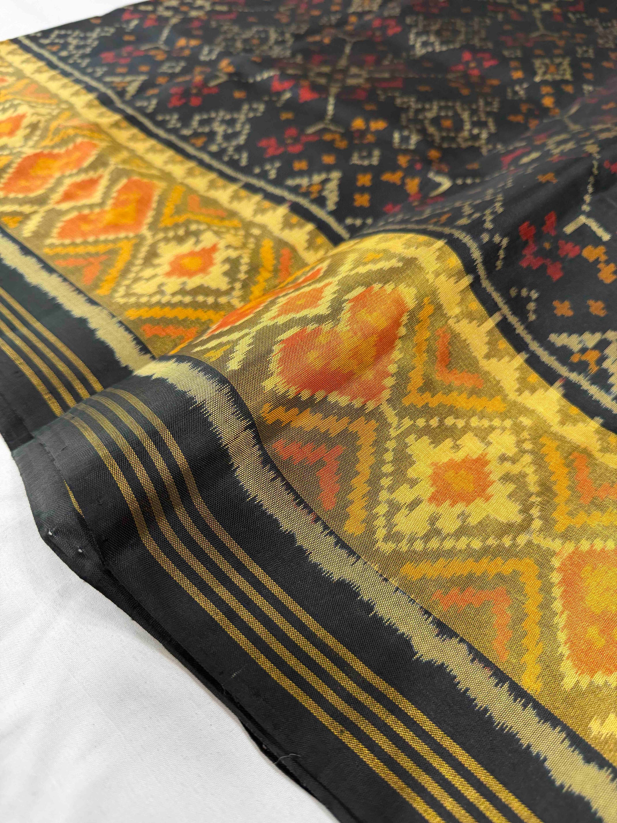 Full Black Navratan Design Hand Woven Rajkot Patola Silk Saree