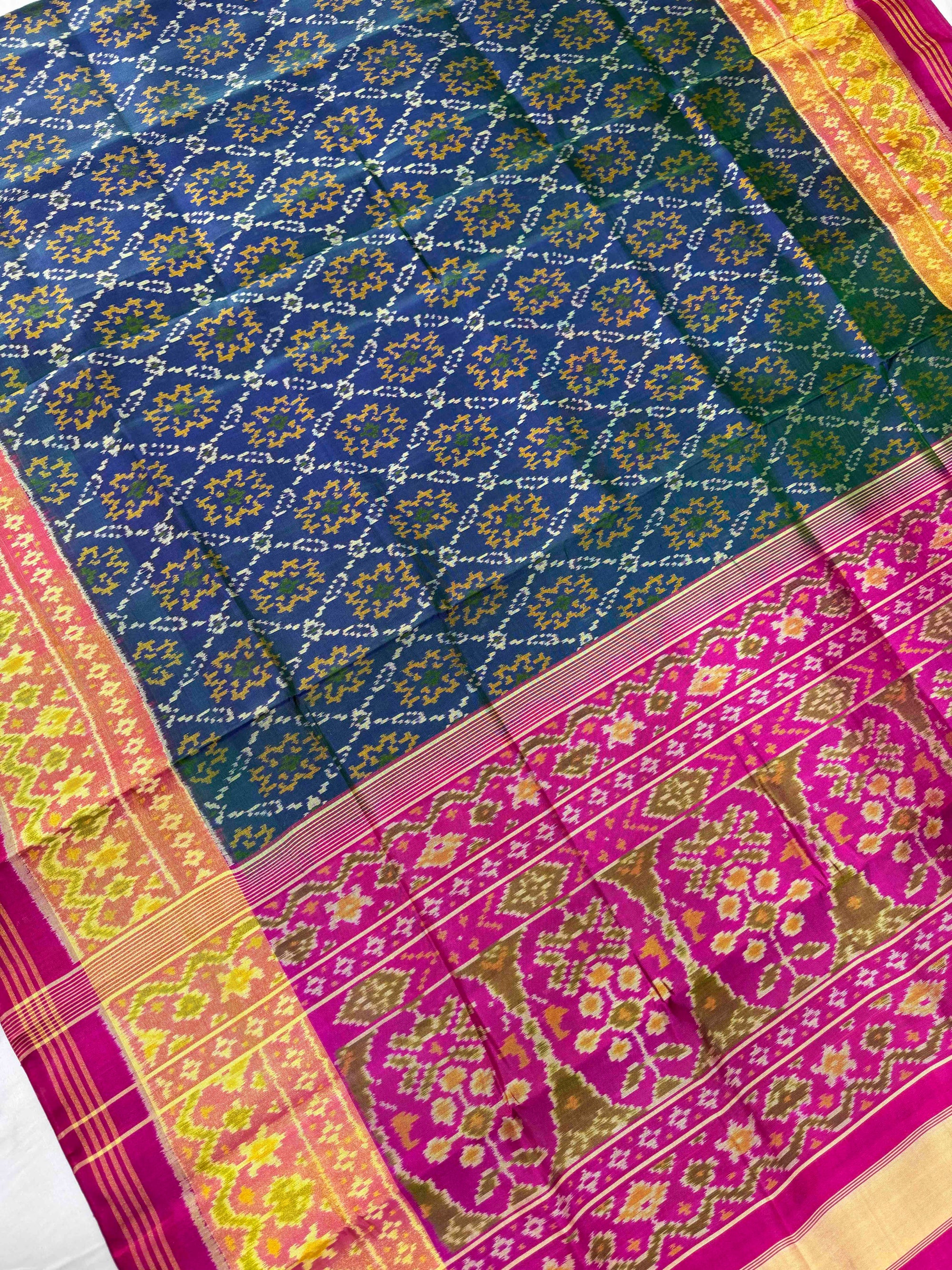 Sea Green & Pink Hand Woven Rajkot Patola Silk Saree