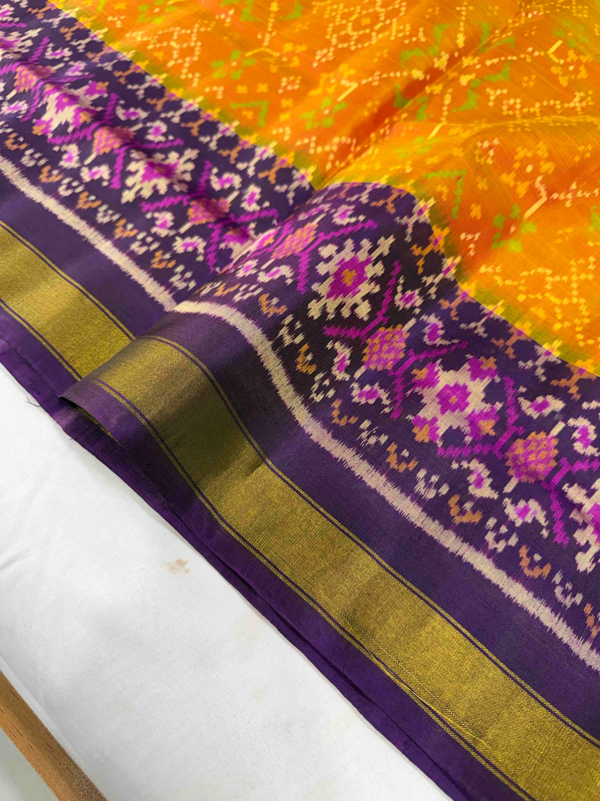 Yellow & Magenta Navratan Design Hand Woven Rajkot Patola Silk Saree