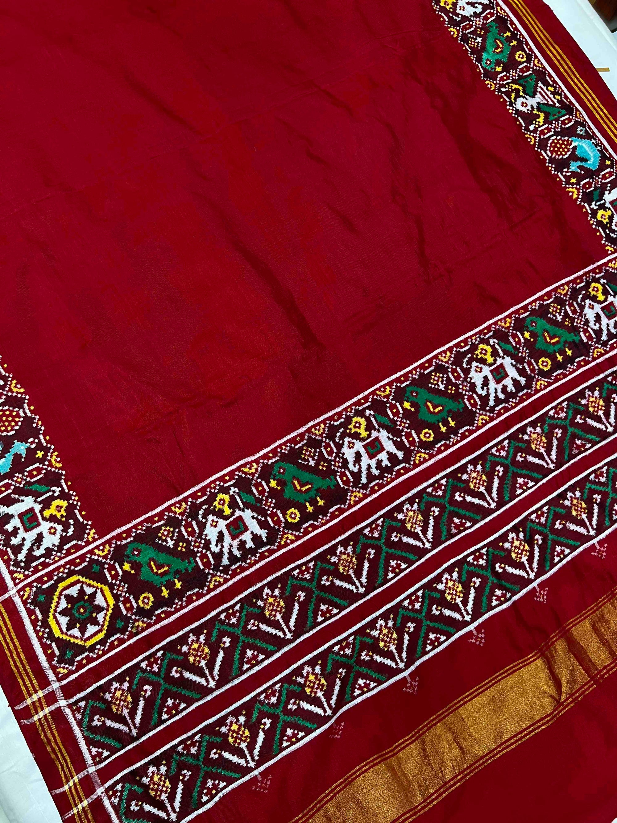 Full Red Plain With Narikunj Border Pure Hand Woven Double Ikat Patola Silk Saree