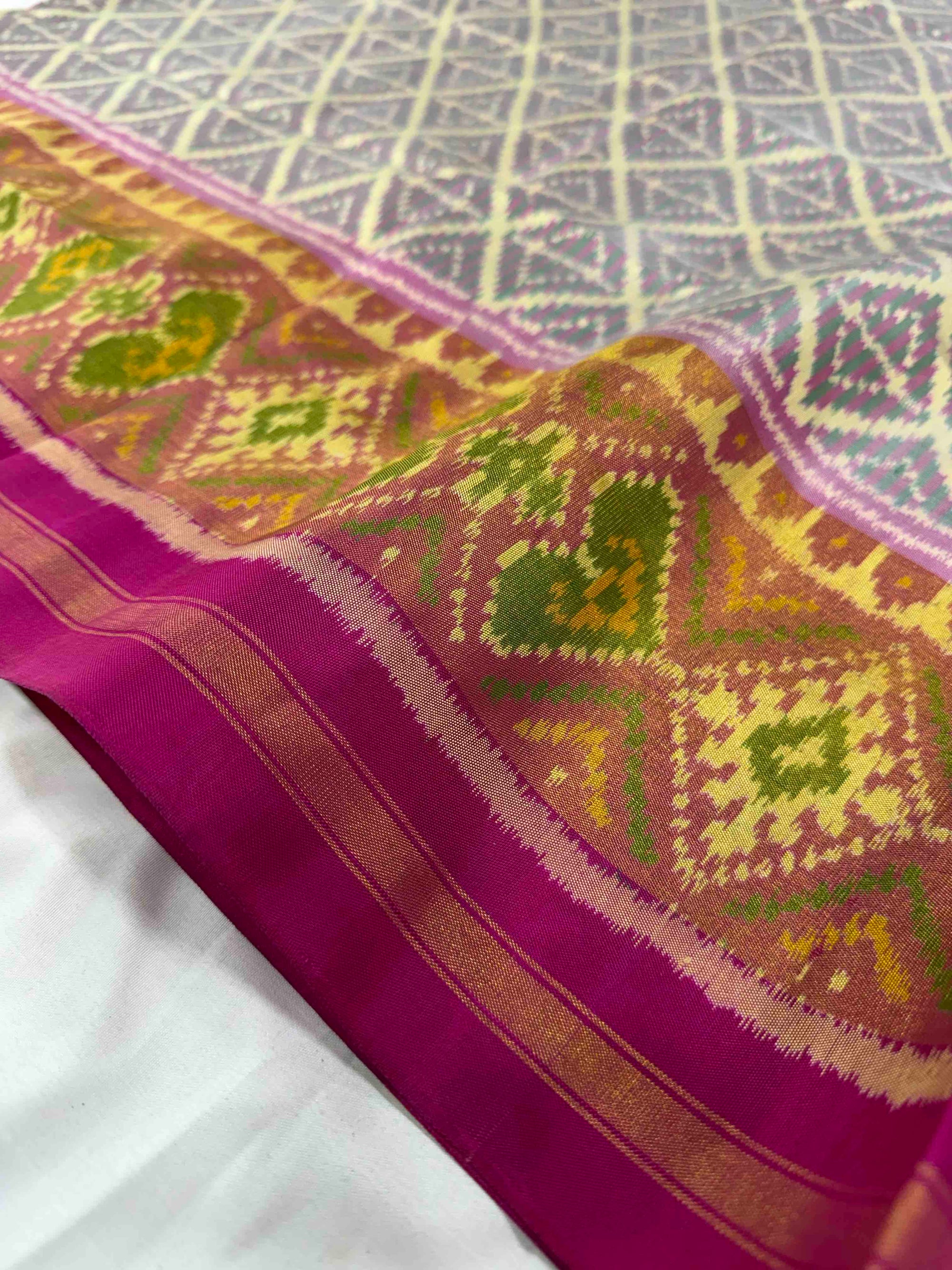 Light Pink With Pink Hand Woven Rajkot Patola Silk Saree