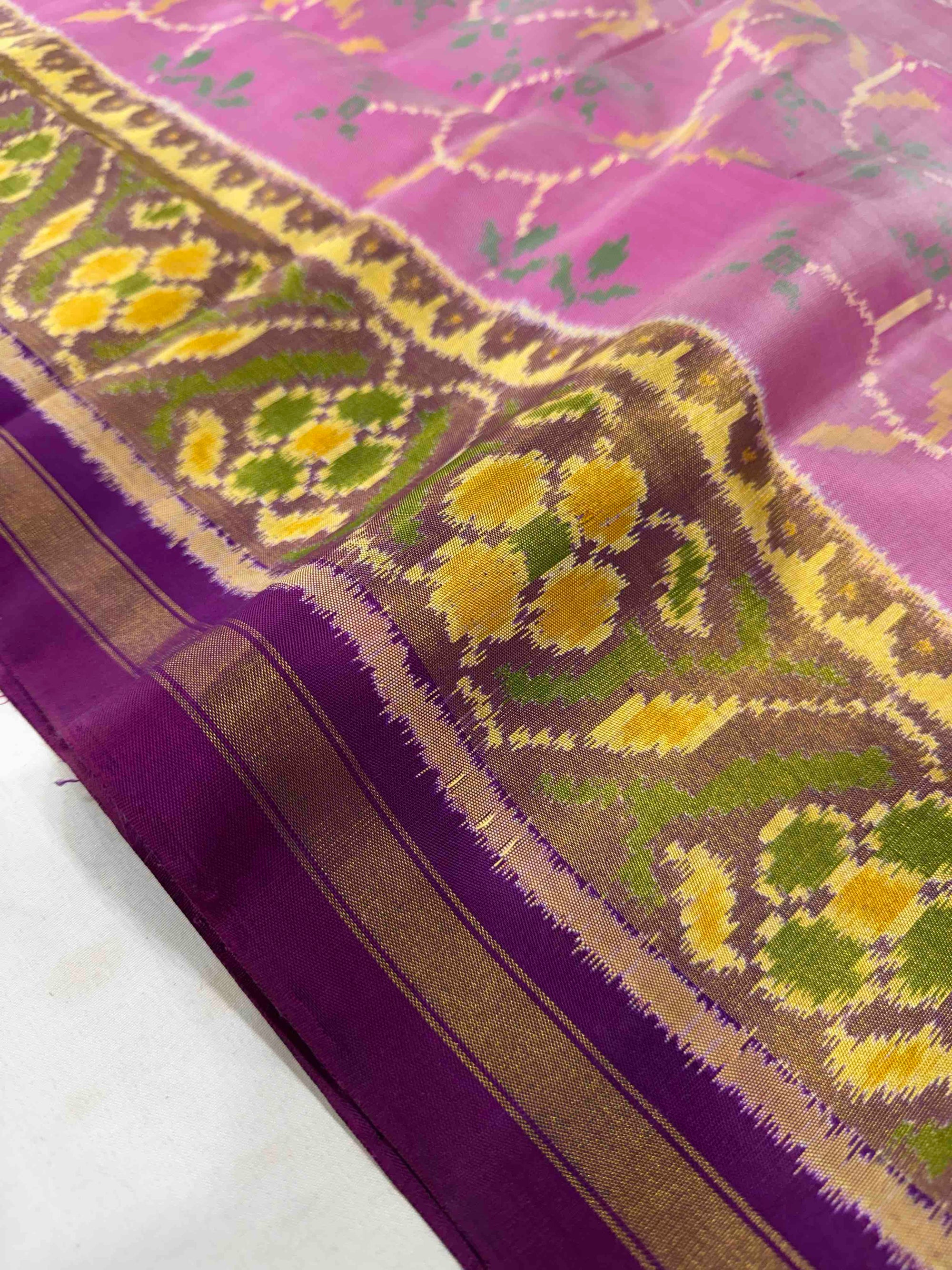 Baby Pink With Magenta Hand Woven Rajkot Patola Silk Saree