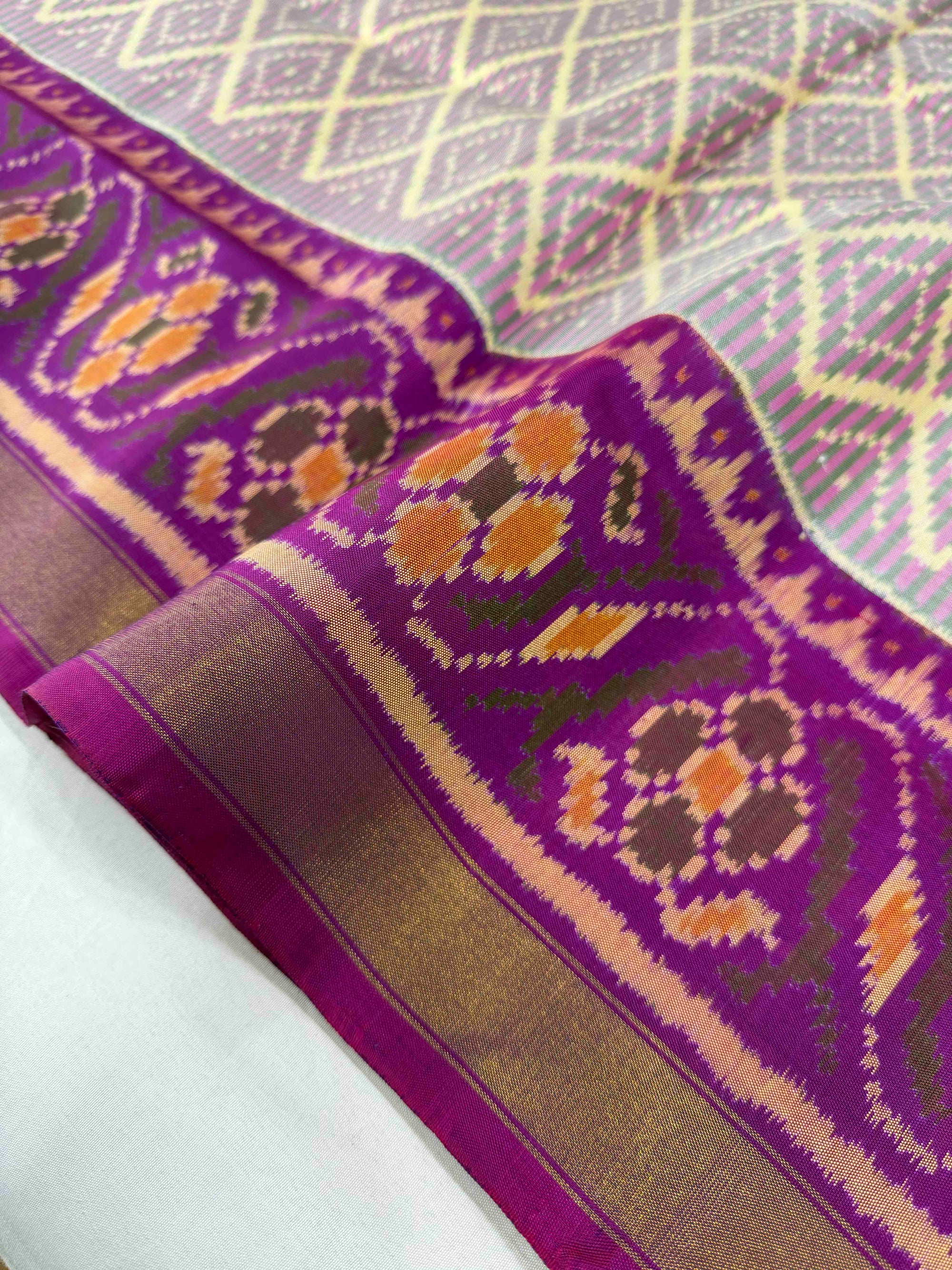 Baby Pink With Purple Hand Woven Rajkot Patola Silk Saree