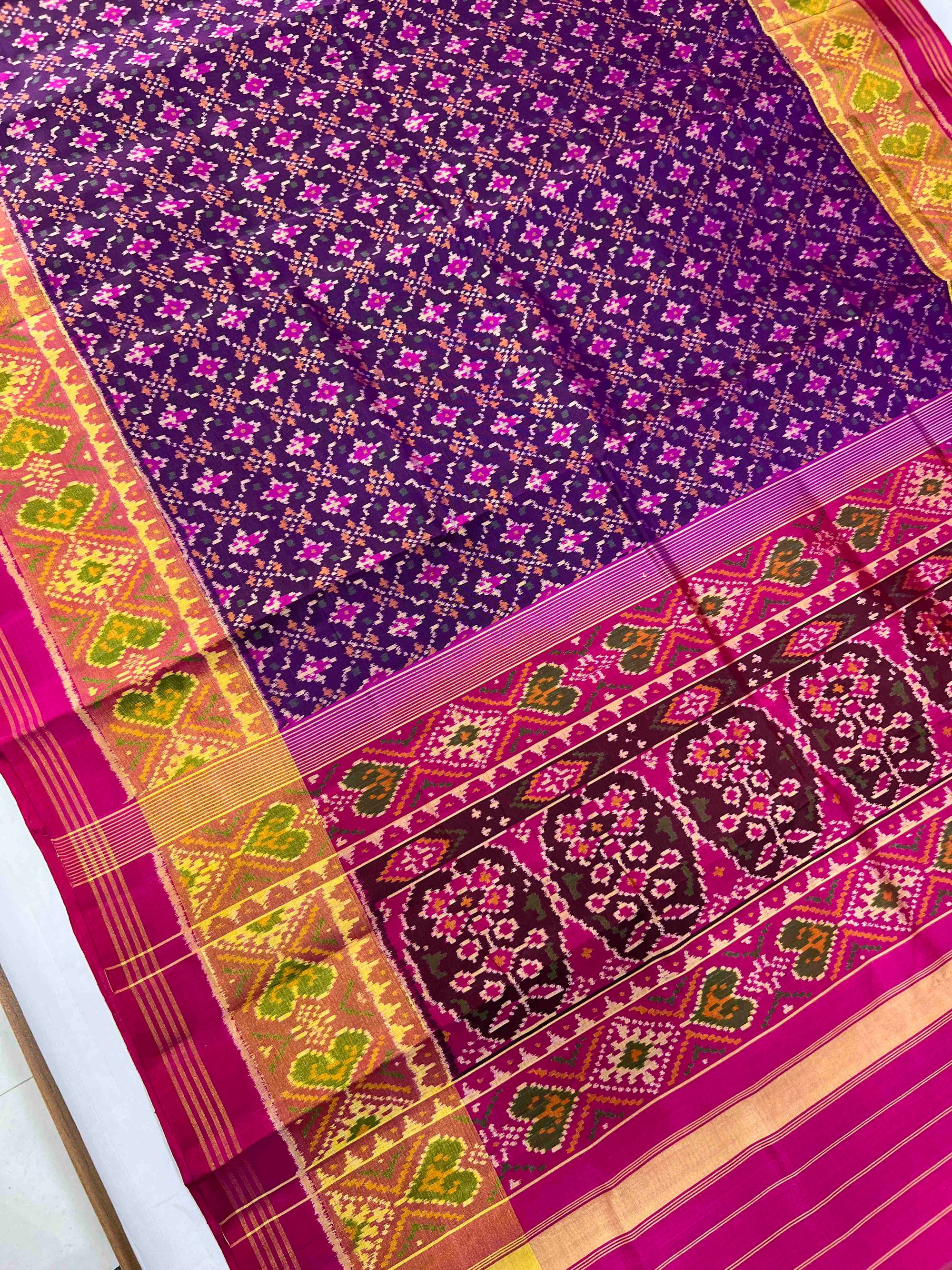 Purple & Pink Buttonful Hand Woven Rajkot Patola Silk Saree