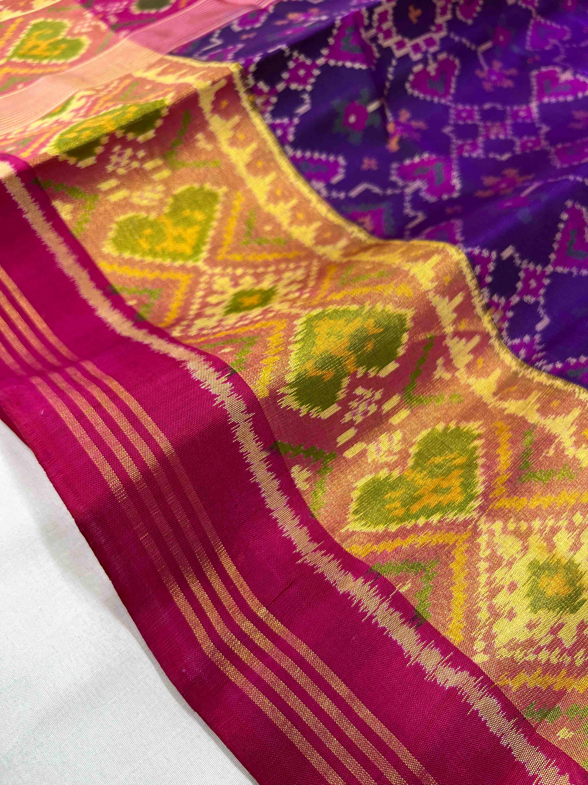Purple And Pink Hand Woven Rajkot Patola Silk Saree