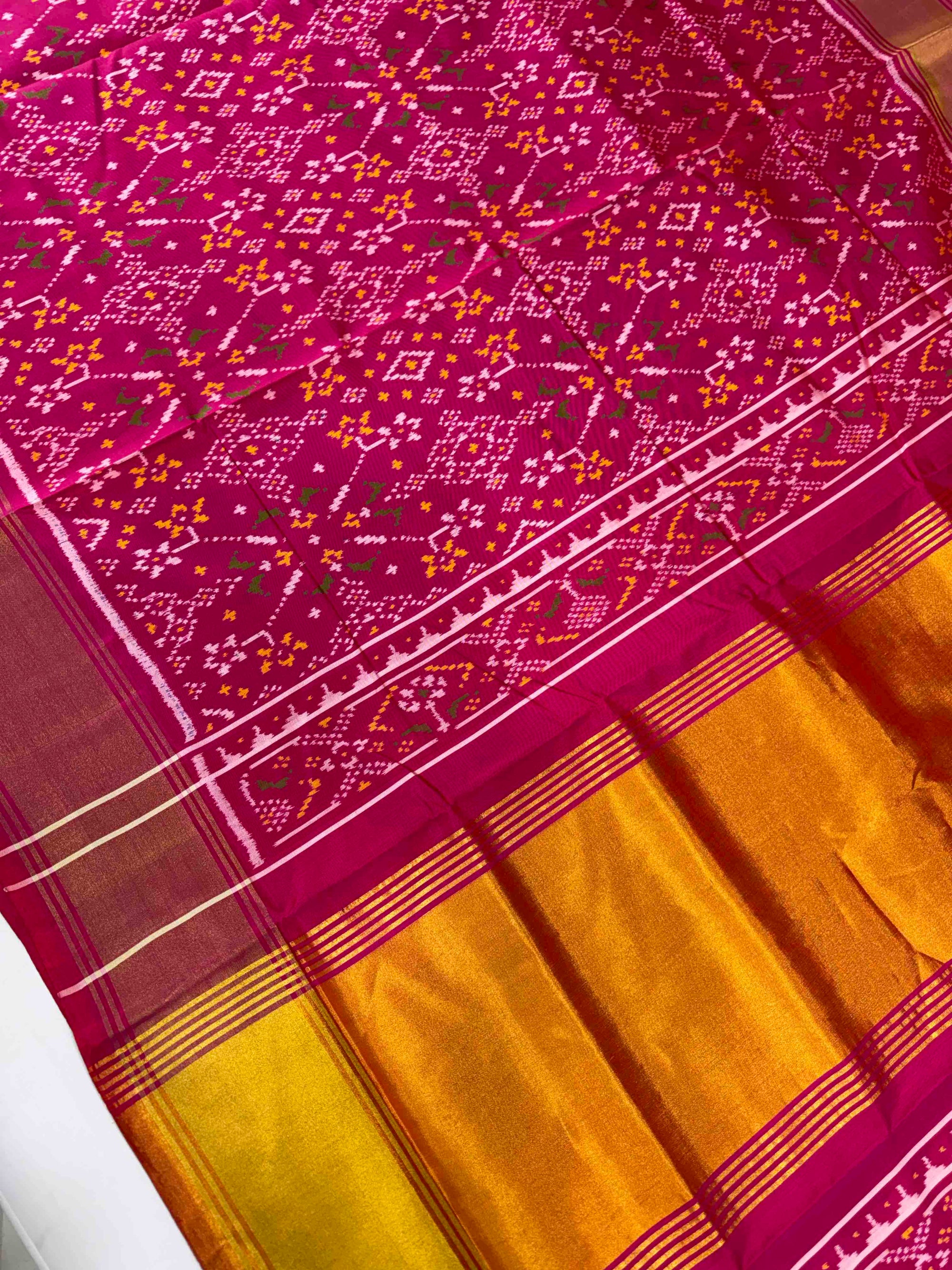 Full Pink With Big Zari Pallu Hand Woven Rajkot Patola Silk Saree