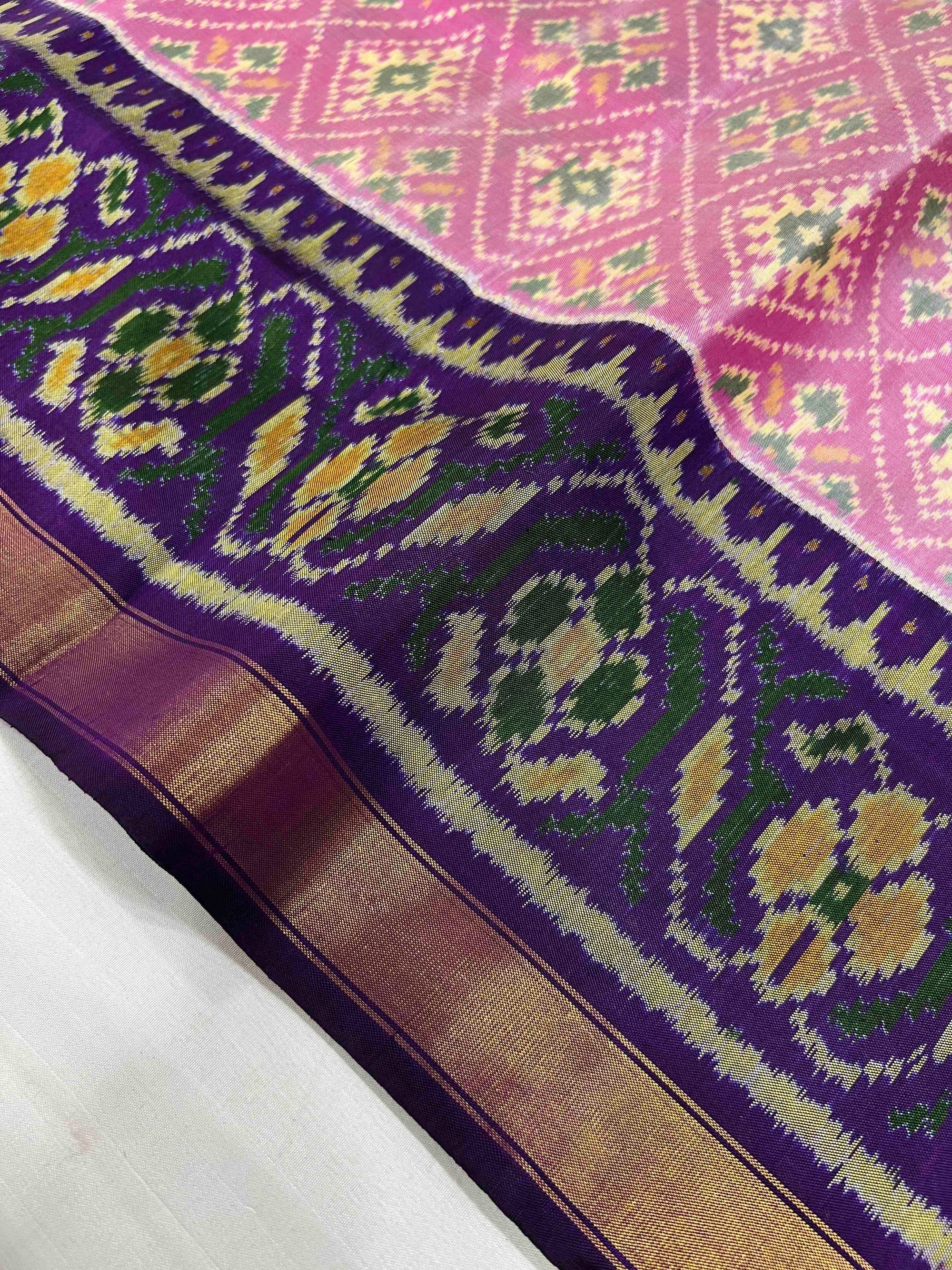 Light Pink With Dark Purple Paanchanda Hand Woven Rajkot Patola Silk Saree