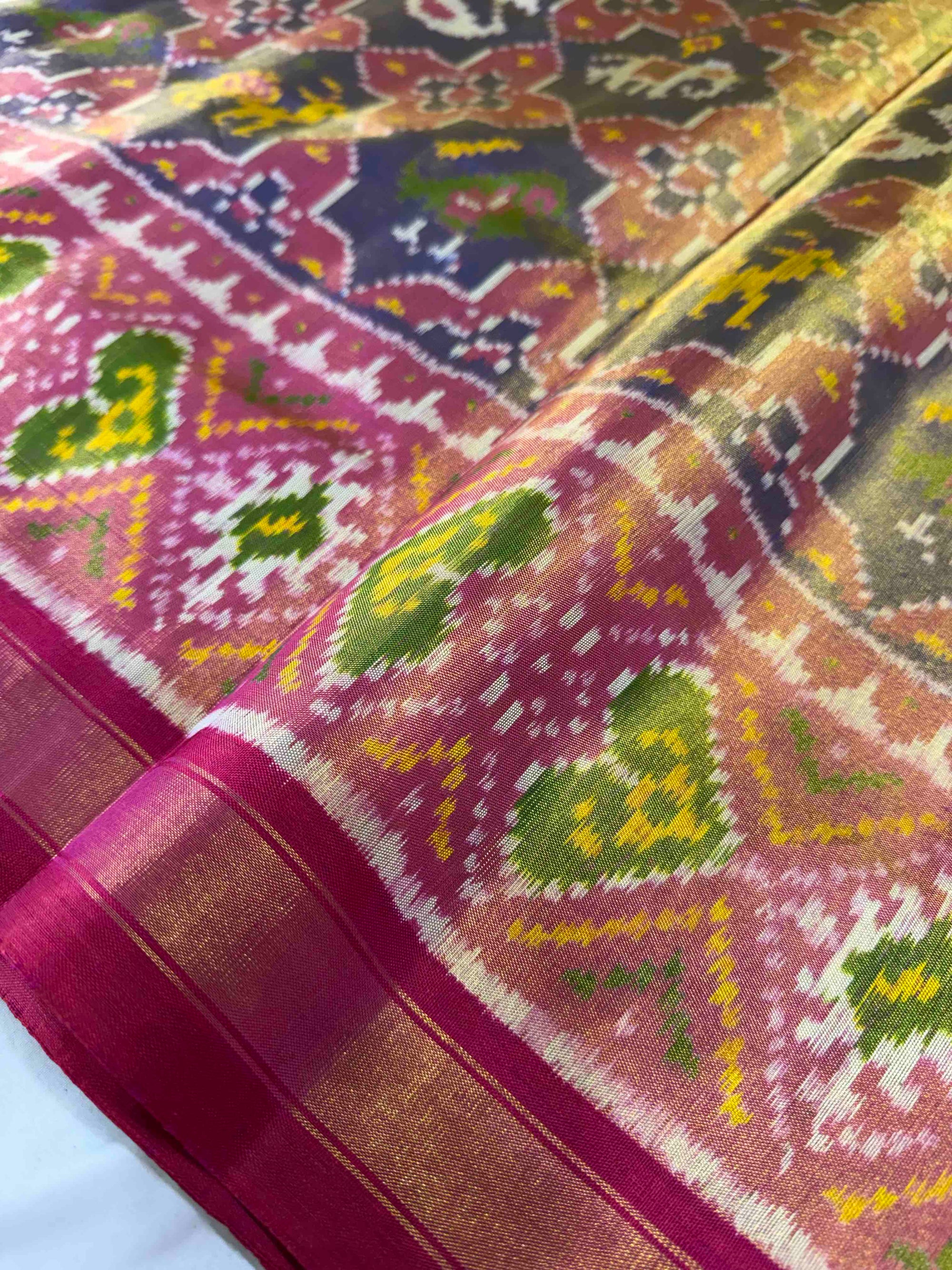 Purple & Pink Full Tissue Hand Woven Rajkot Patola Silk Saree
