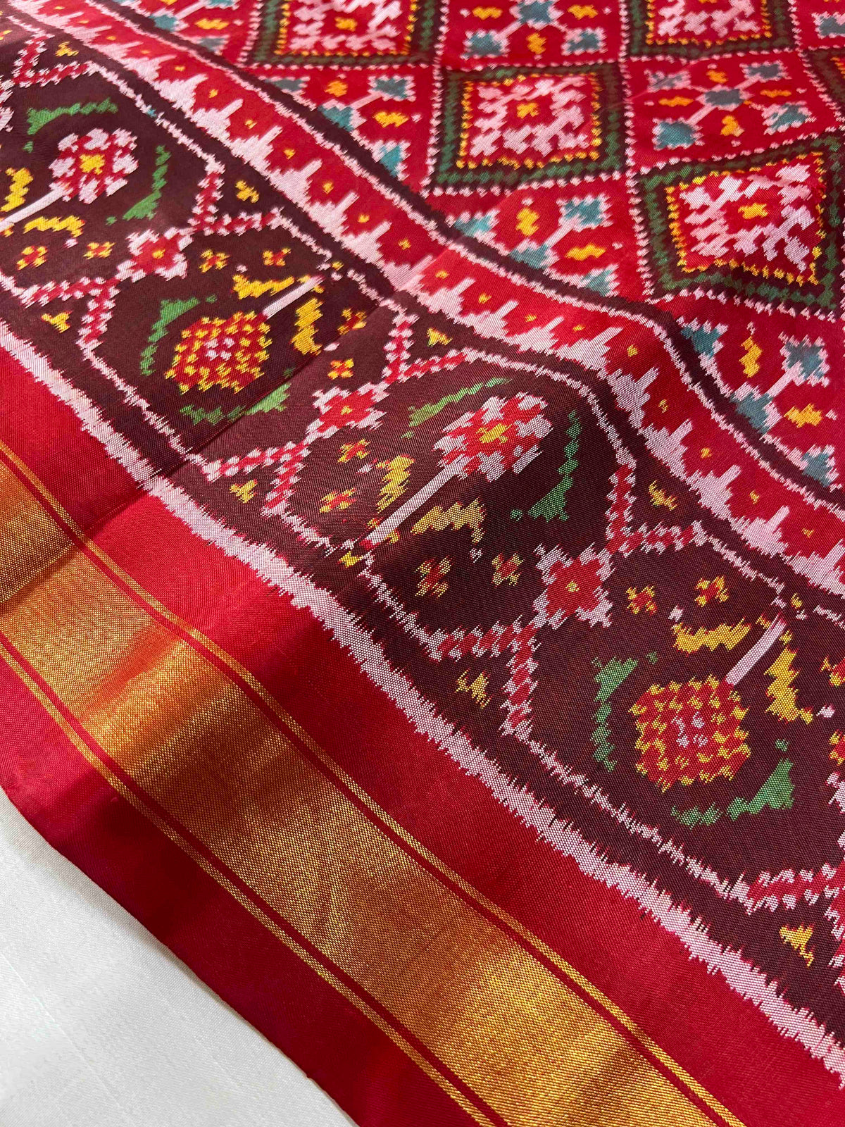 Red And Maroon Paanchanda Hand Woven Rajkot Patola Silk Saree