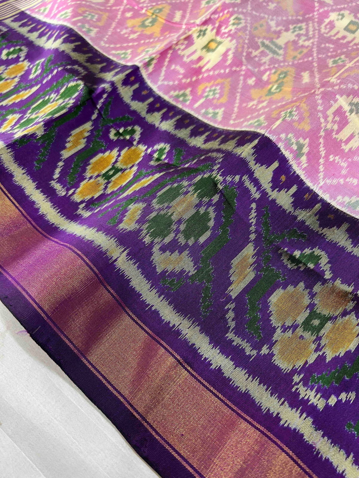 Baby Pink With Dark Purple Narikunj Design Hand Woven Rajkot Patola Silk Saree