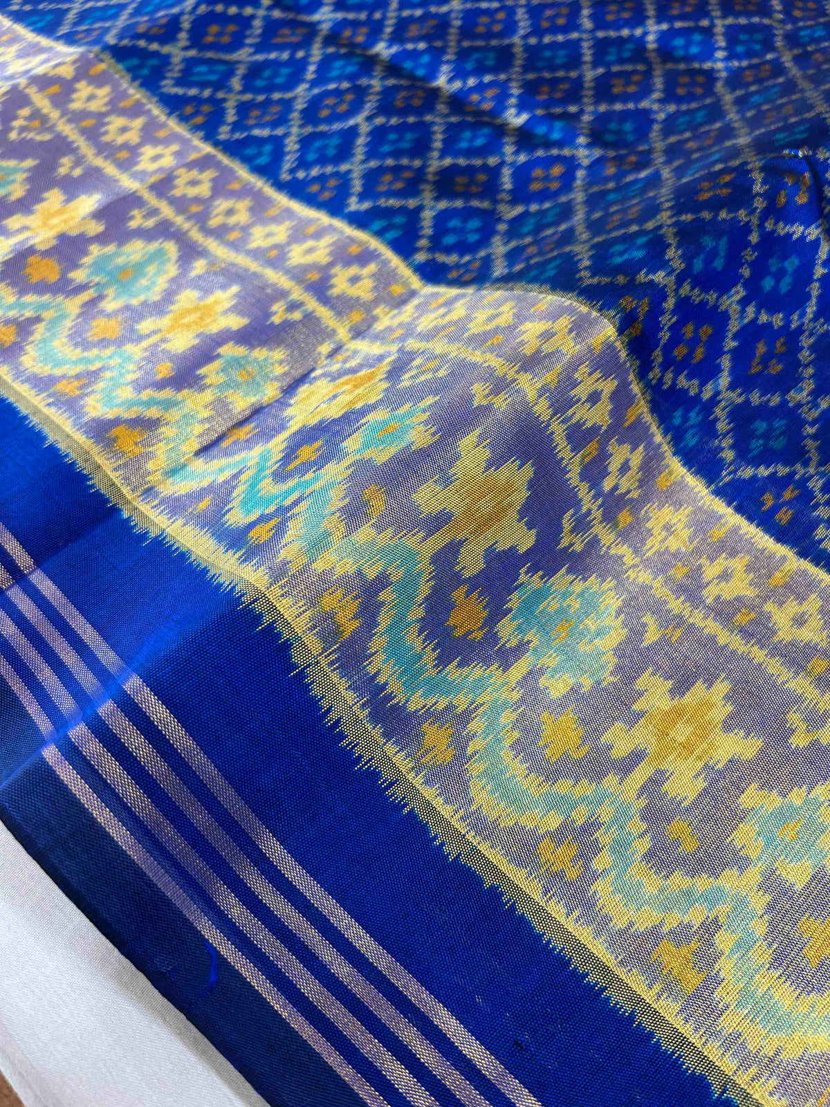 Full Blue Daliya Bhat Design Hand Woven Rajkot Patola Silk Saree