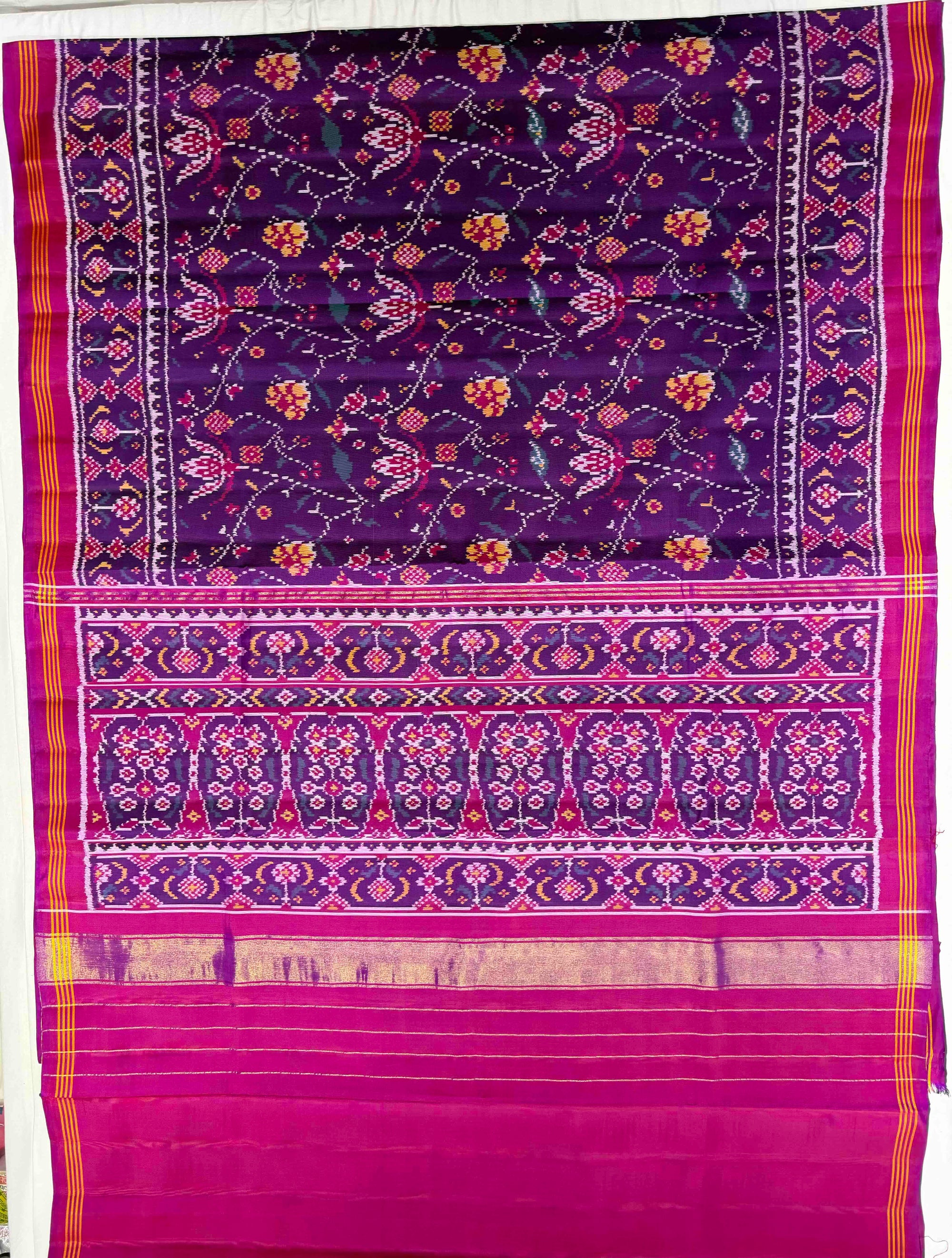 Full Purple Flowers Design Hand Woven Ikat Patola Silk Saree