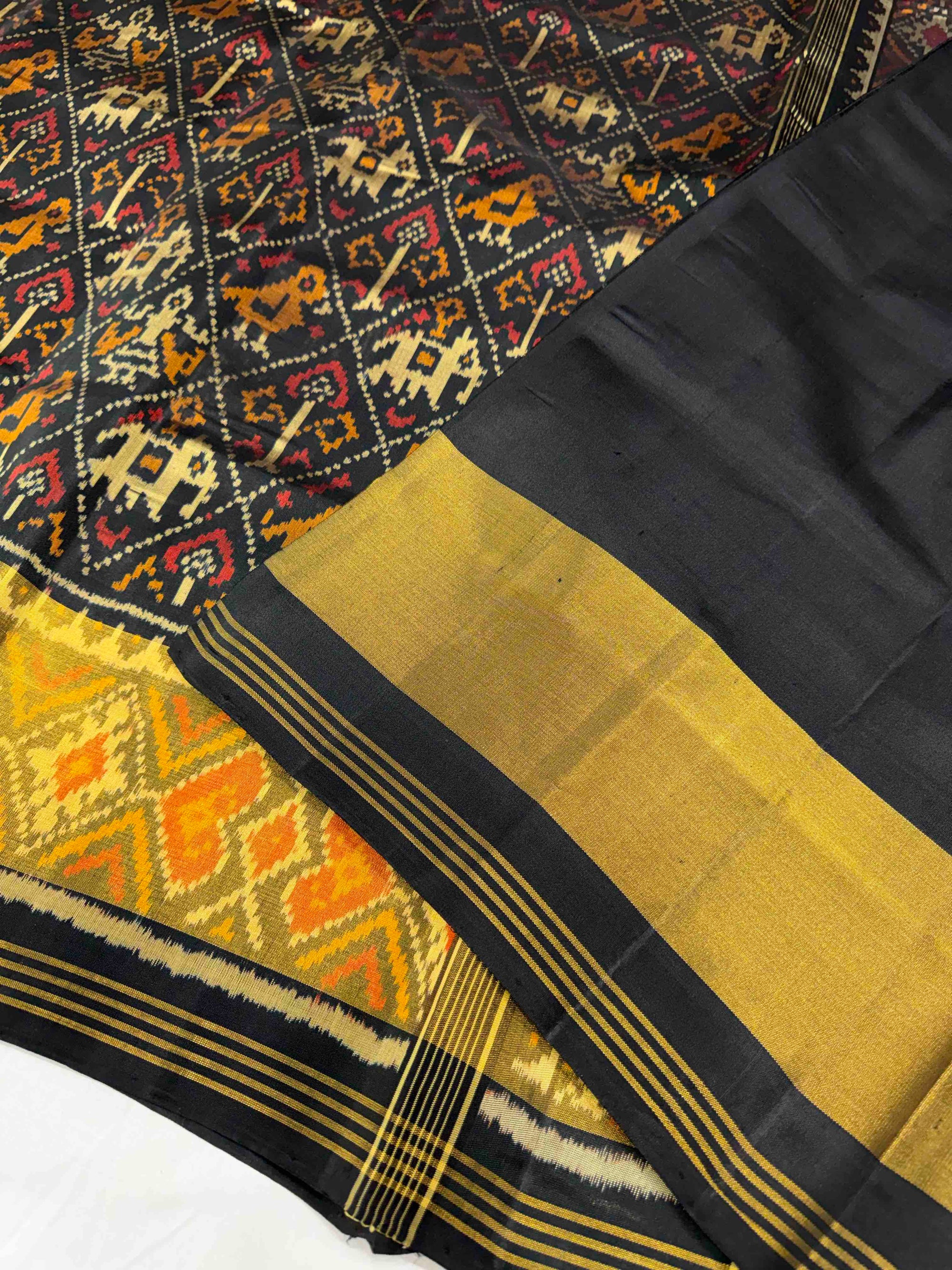Full Black Narikunj Hand Woven Rajkot Patola Silk Saree