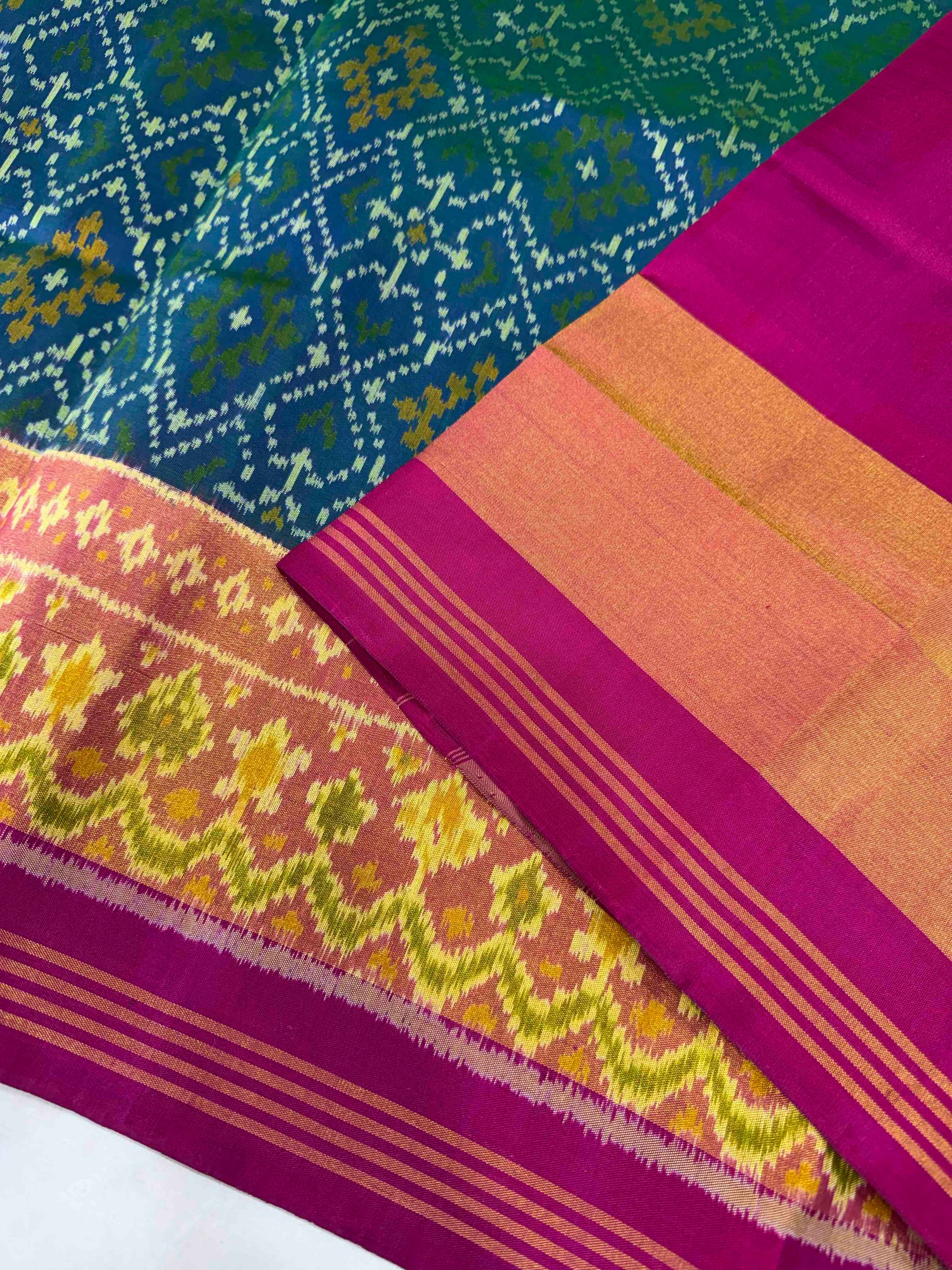 Morepiach & Pink Paanchanda Design Hand Woven Rajkot Patola Silk Saree