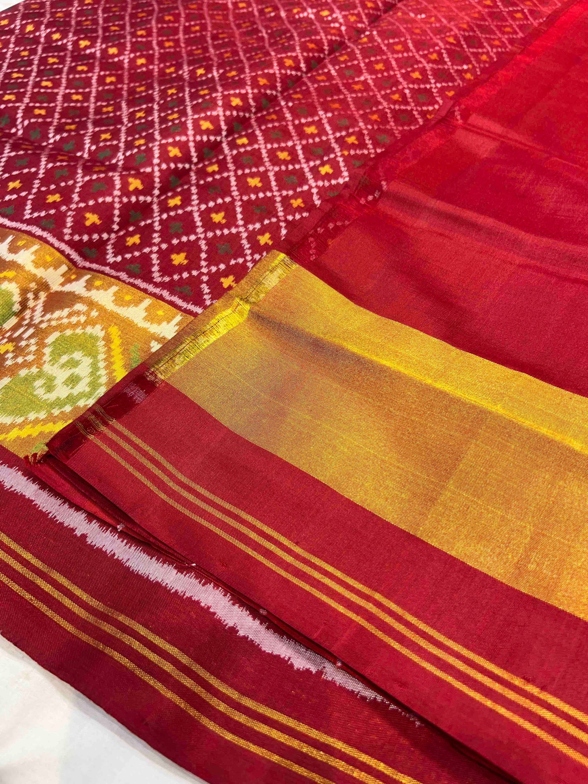 Full Red Daliya Bhat Design Hand Woven Rajkot Patola Silk Saree