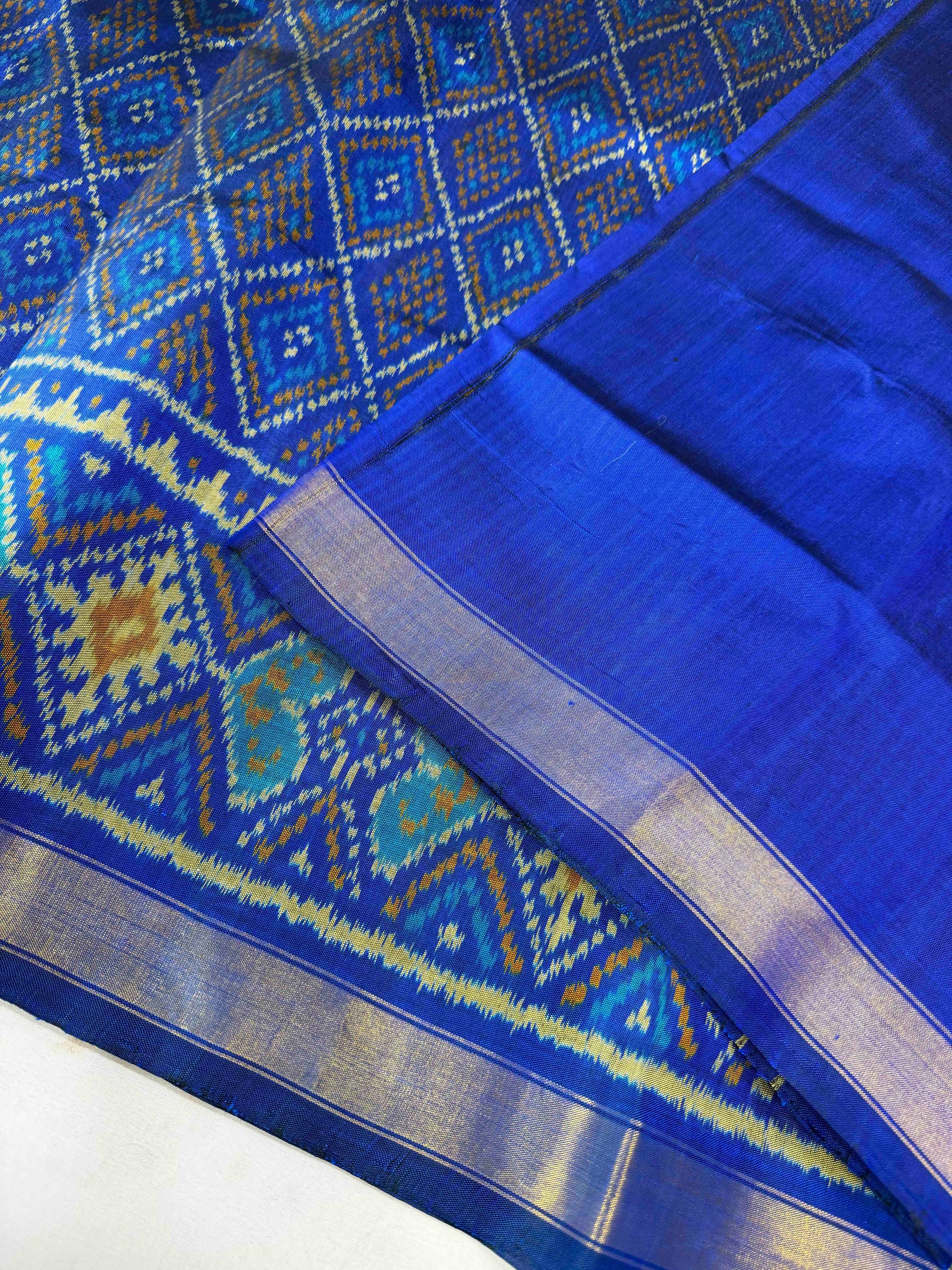 Royal Blue Small Badhani Design Hand Woven Rajkot Patola Silk Saree