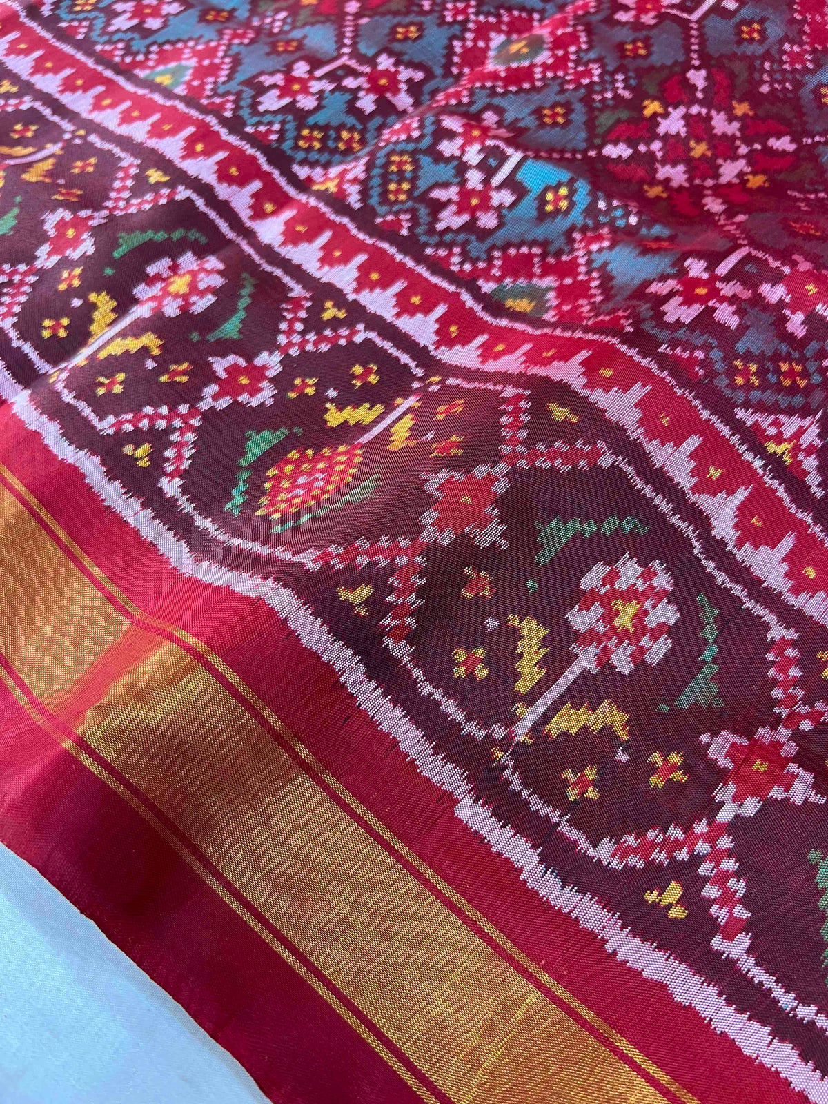 Sea Green With Red Navratan Design Hand Woven Rajkot Patola Silk Saree