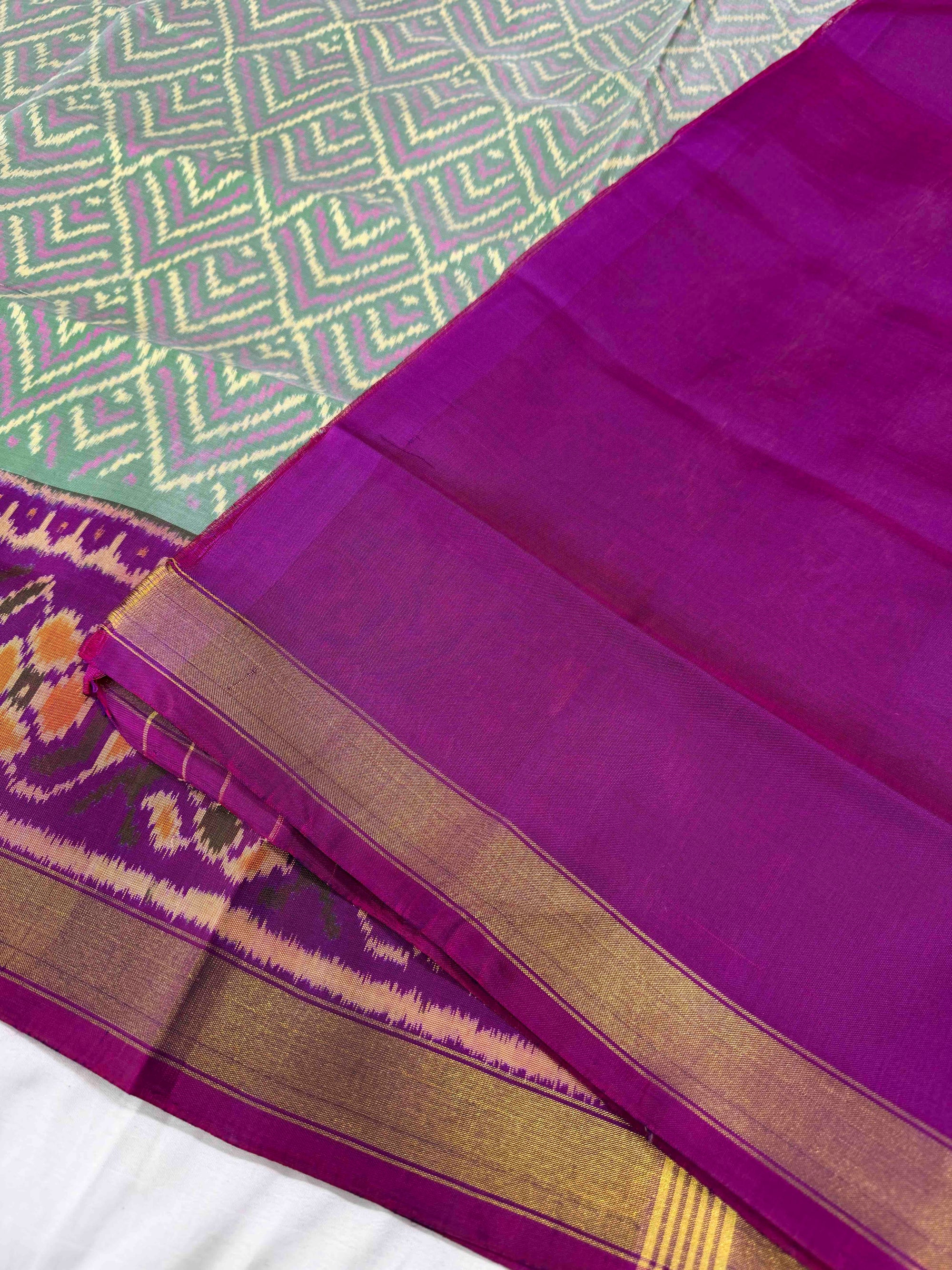 Light Green With Purple Hand Woven Rajkot Patola Silk Saree