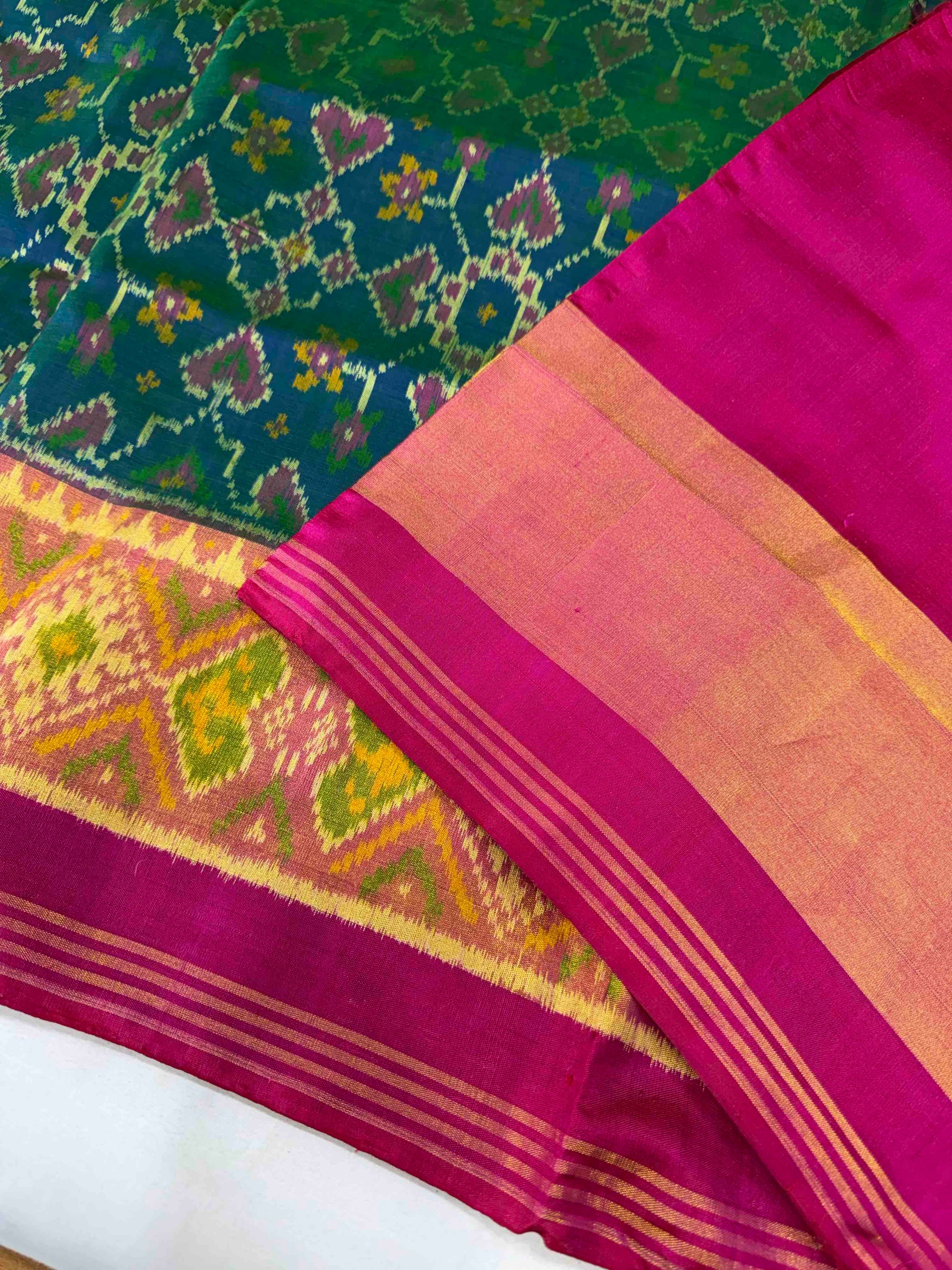 Morepiach With Pink Navratan Design Hand Woven Rajkot Patola Silk Saree