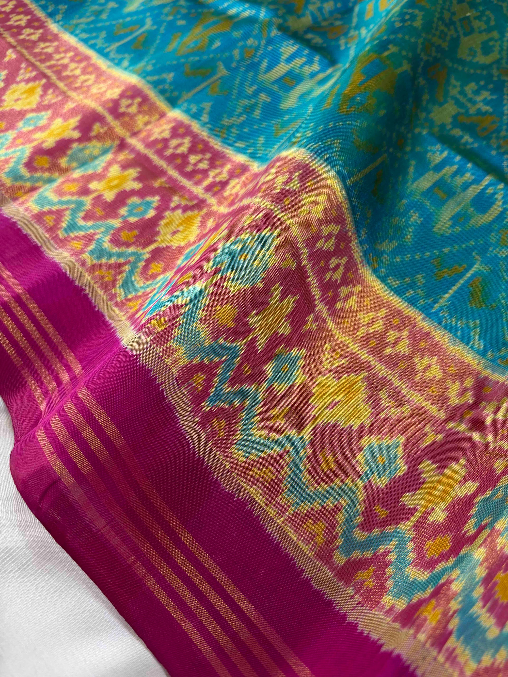 Sky Blue & Pink Narikunj Hand Woven Rajkot Patola Silk Saree