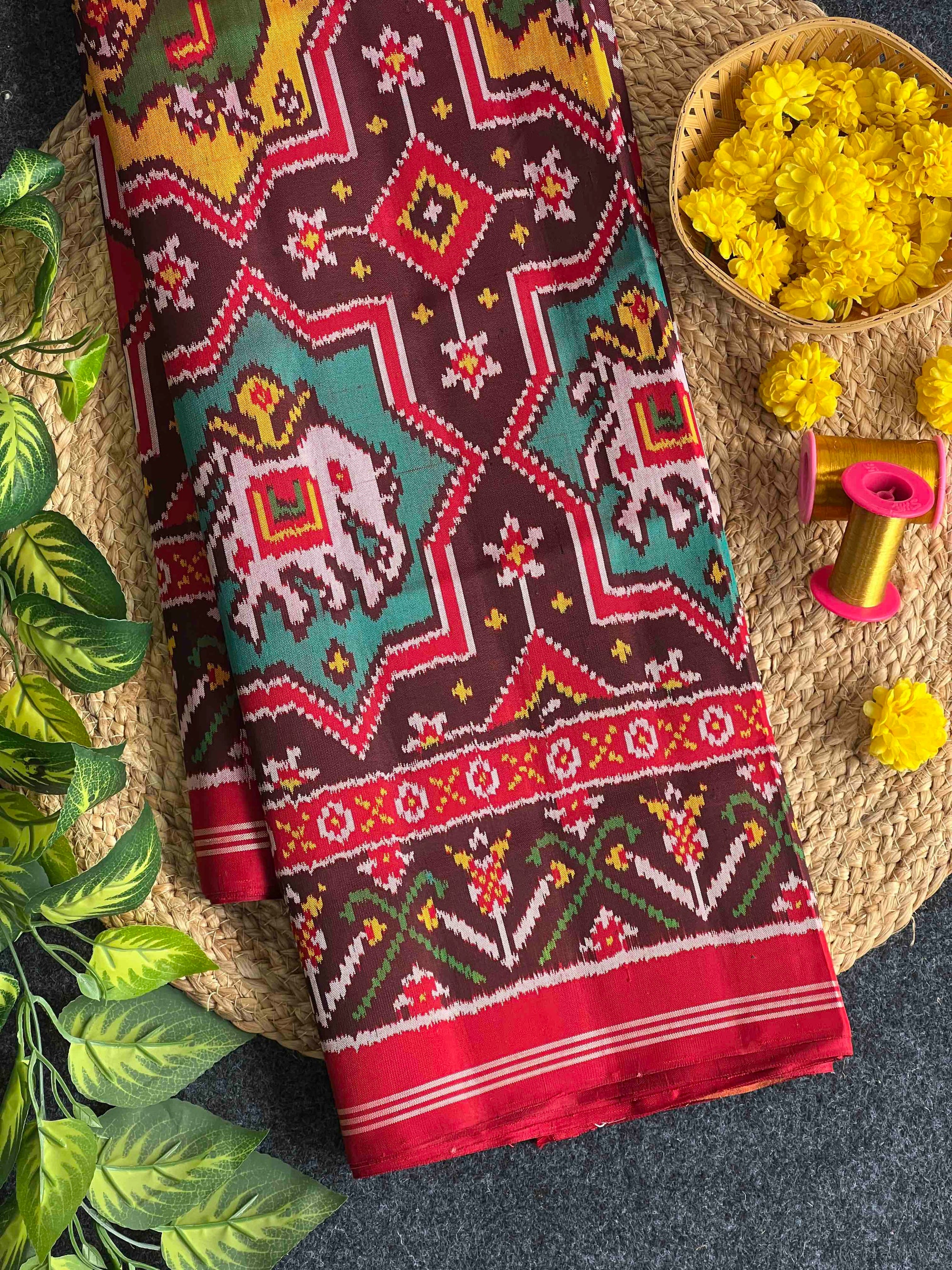 Maroon And Red  Star Motifs Design Hand Woven Rajkot Ikat Patola Silk Saree